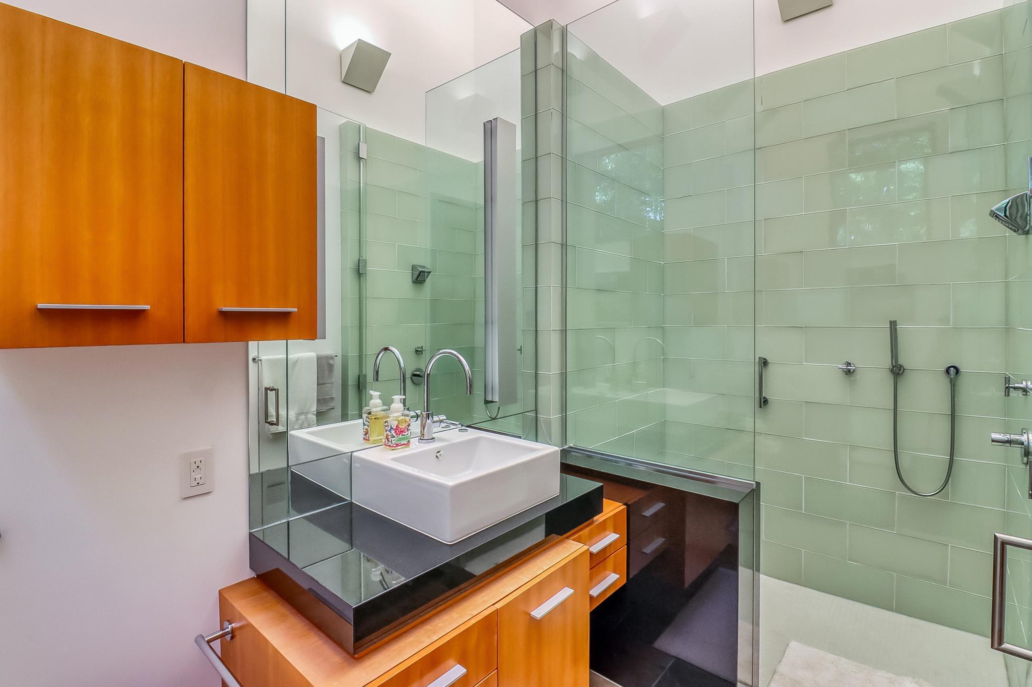 West Fargo, North Dakota, 58078, United States, 3 Bedrooms Bedrooms, ,4 BathroomsBathrooms,Residential,Active,2029762