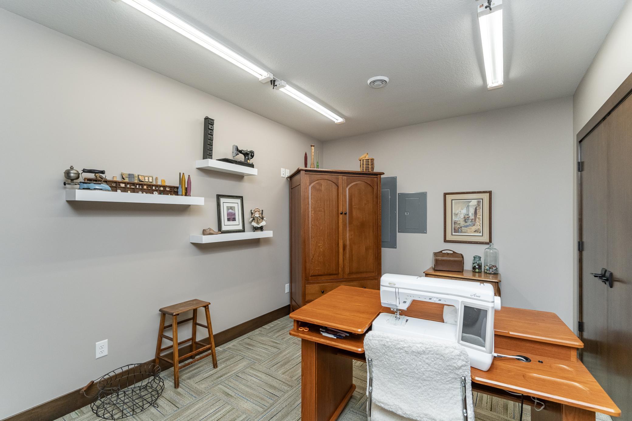 Rochester, Minnesota, 55902, United States, 4 Bedrooms Bedrooms, ,3 BathroomsBathrooms,Residential,Active,1905106