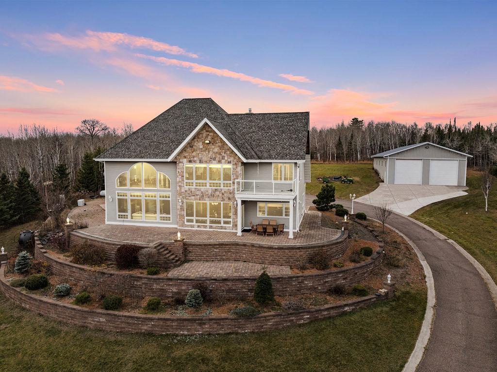 Two Harbors, Minnesota, 55616, United States, ,2 BathroomsBathrooms,Residential,Active,1849512