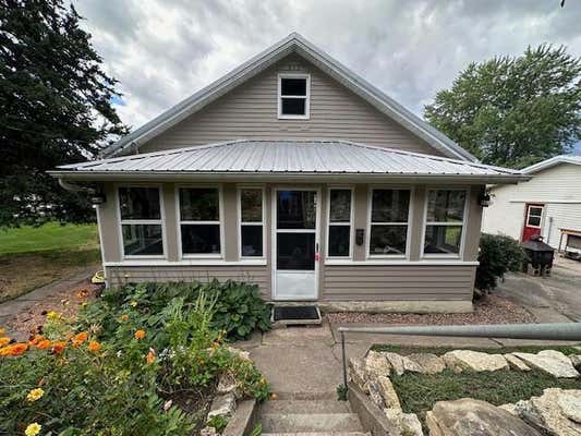 933 FOUNTAIN ST, FOUNTAIN CITY, WI 54629 - Image 1