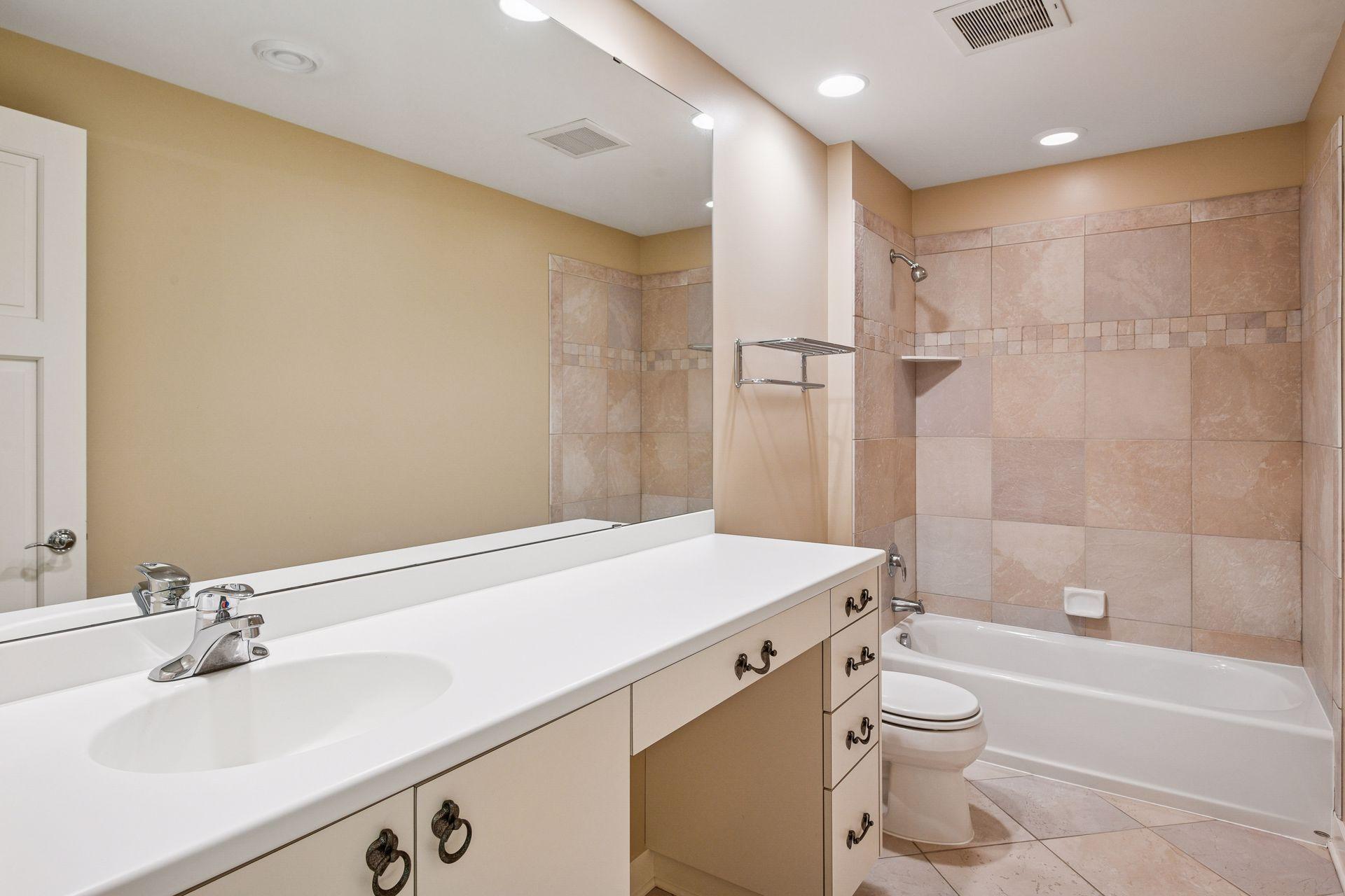 Minneapolis, Minnesota, 55439, United States, 5 Bedrooms Bedrooms, ,5 BathroomsBathrooms,Residential,Active,1944273