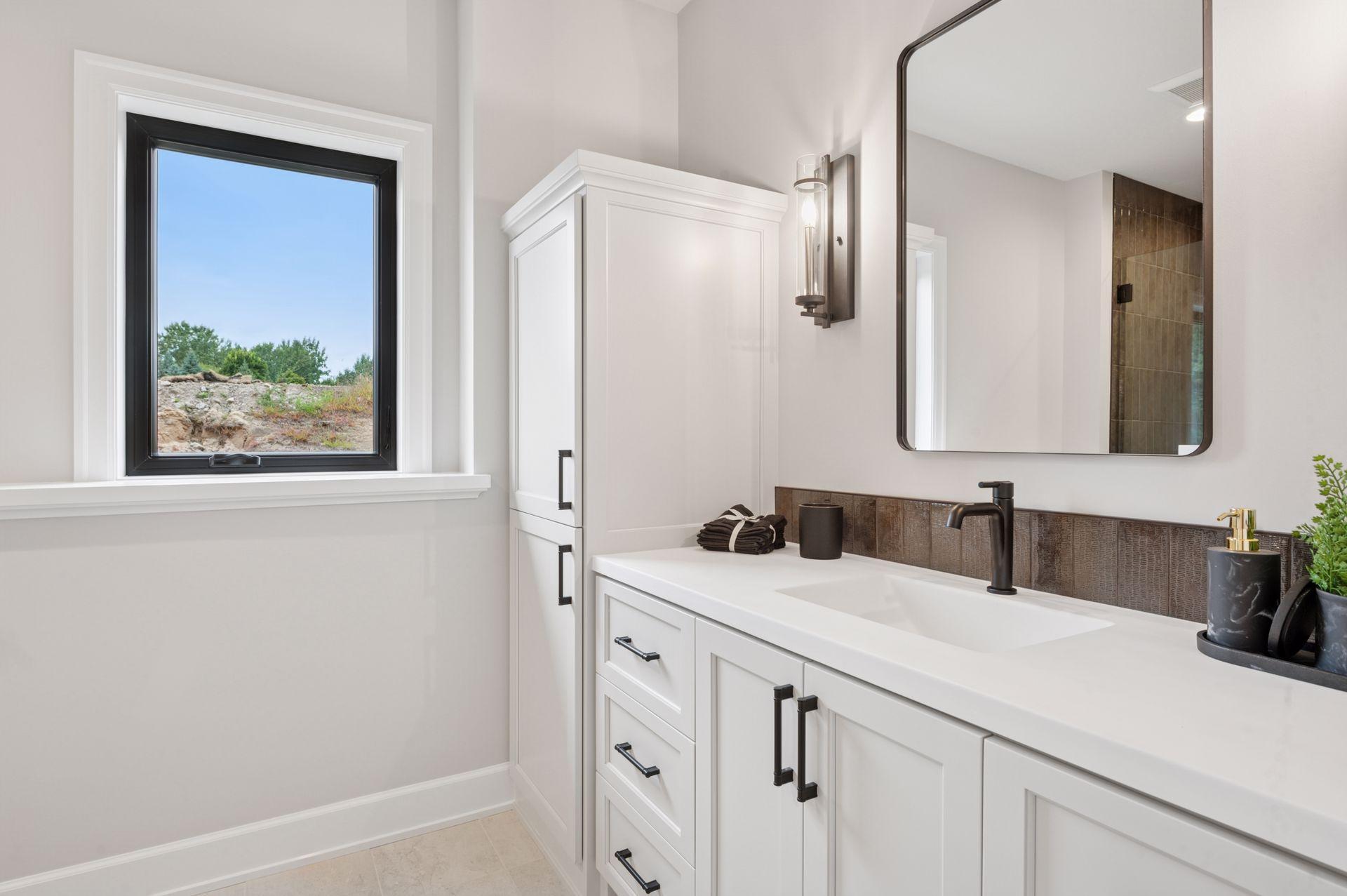 Shoreview, Minnesota, 55126, United States, ,3 BathroomsBathrooms,Residential,Active,1756386