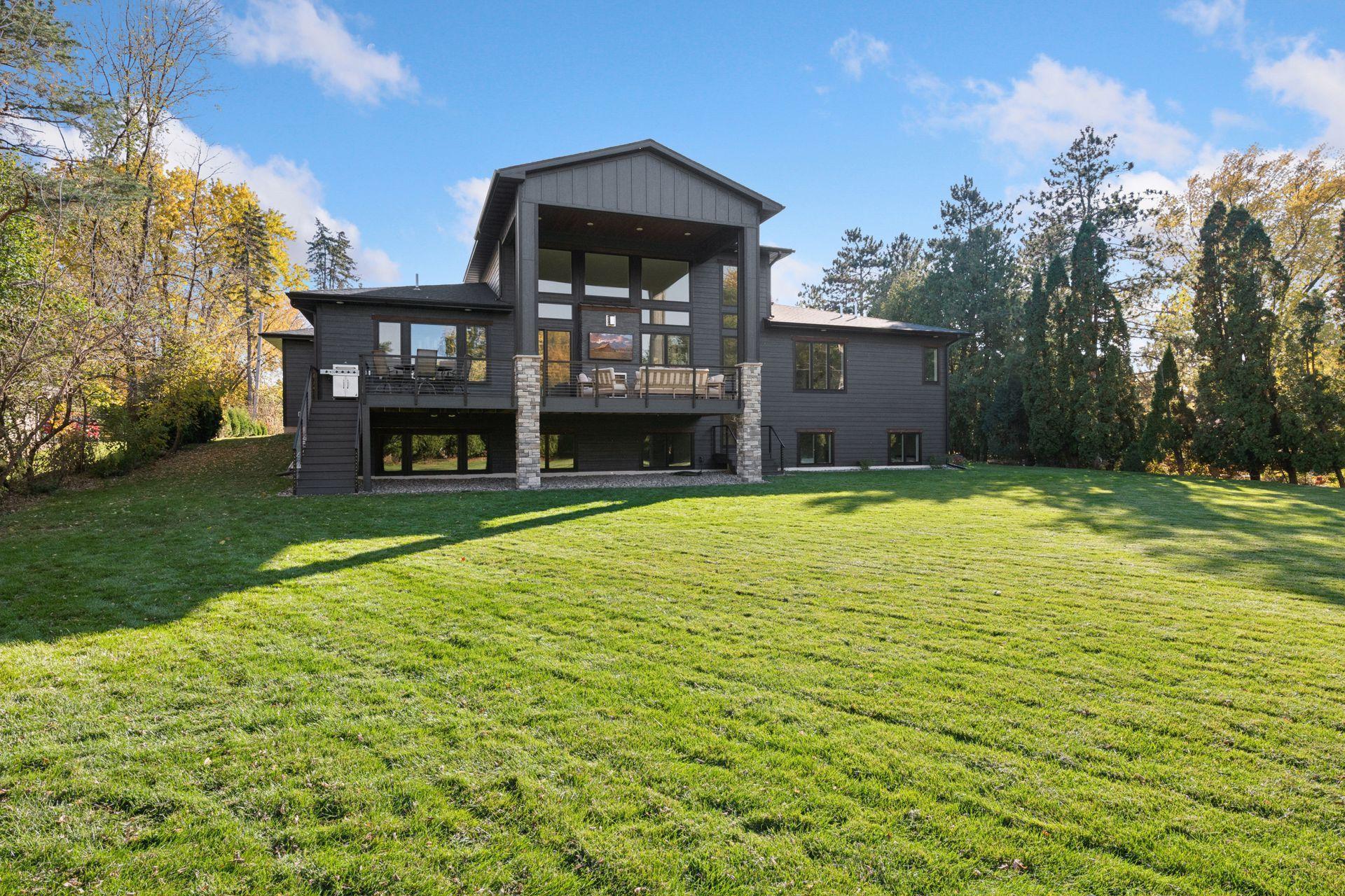 Saint Paul, Minnesota, 55118, United States, 4 Bedrooms Bedrooms, ,4 BathroomsBathrooms,Residential,Active,1973547