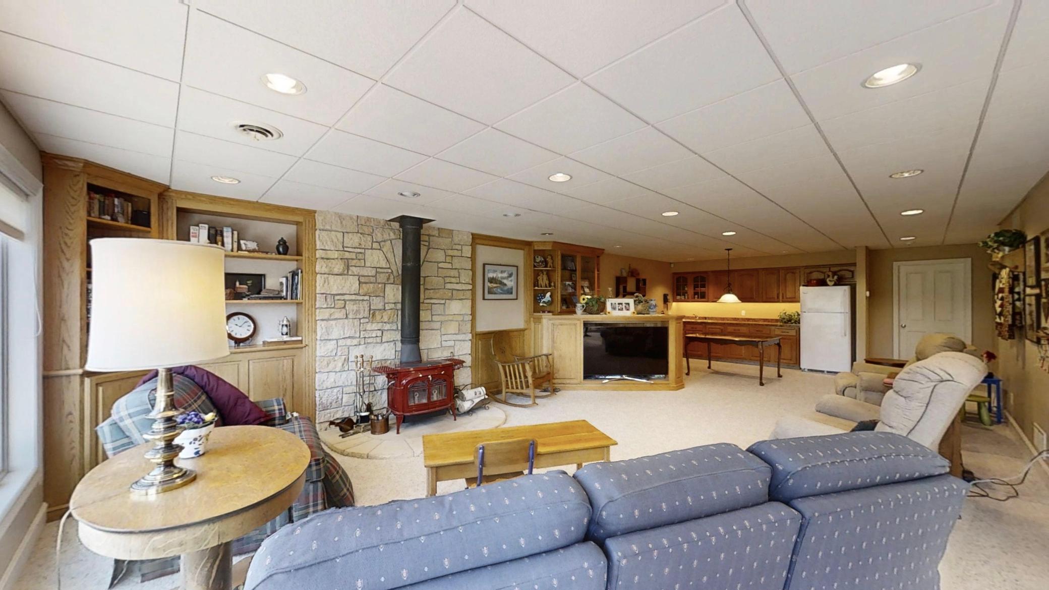 Northfield, Minnesota, 55057, United States, 3 Bedrooms Bedrooms, ,3 BathroomsBathrooms,Residential,Active,1920261