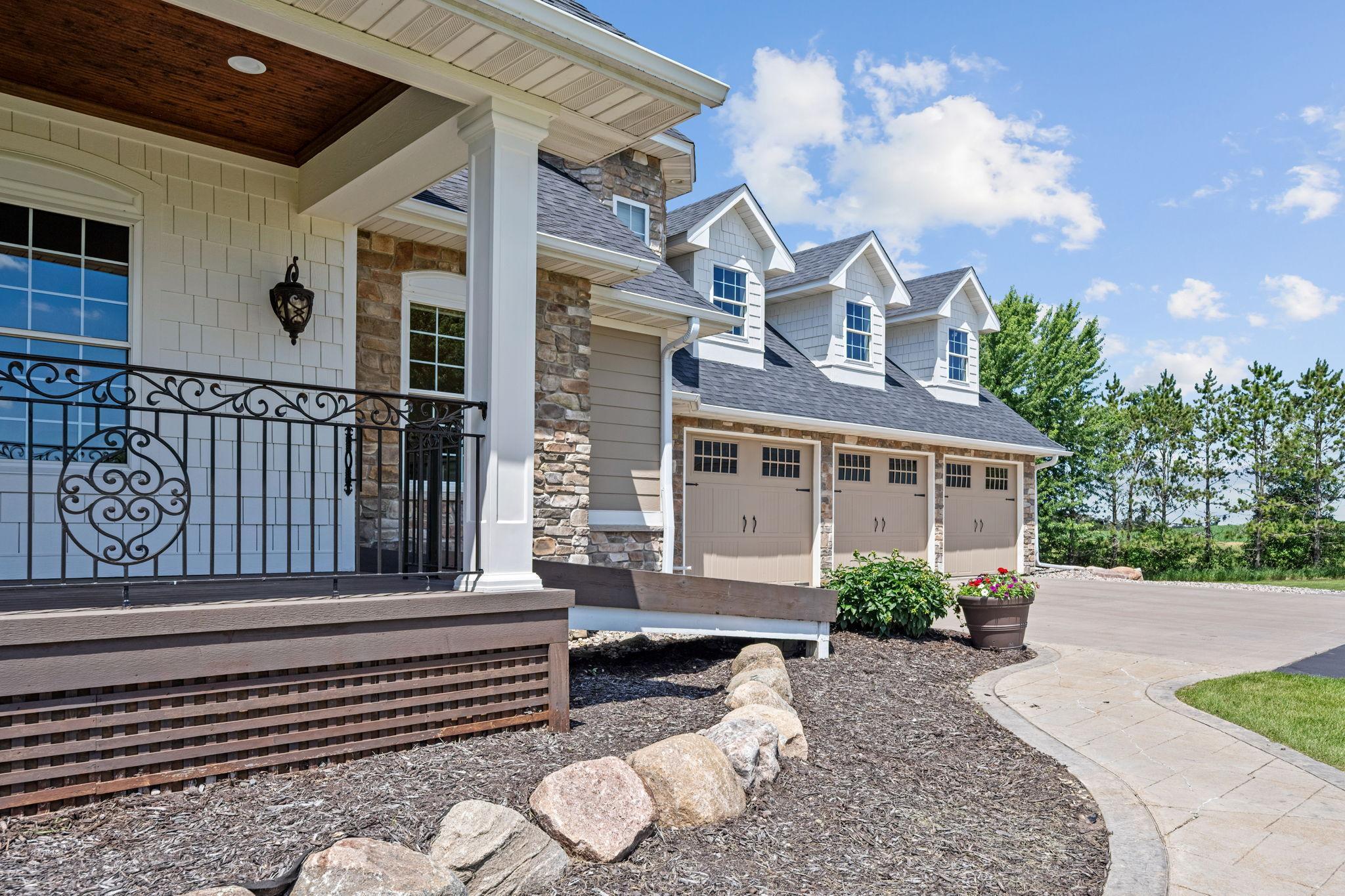 Elko, Minnesota, 55020, United States, 5 Bedrooms Bedrooms, ,5 BathroomsBathrooms,Residential,Active,1942358