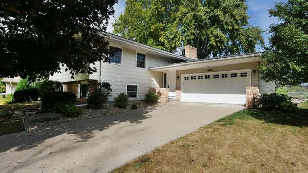 4519 HERITAGE HILLS CIR, MINNEAPOLIS, MN 55437 - Image 1