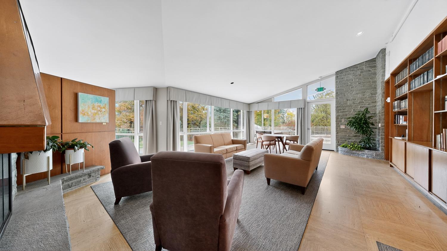 Rochester, Minnesota, 55902, United States, 10 Bedrooms Bedrooms, ,6 BathroomsBathrooms,Residential,Active,1970931