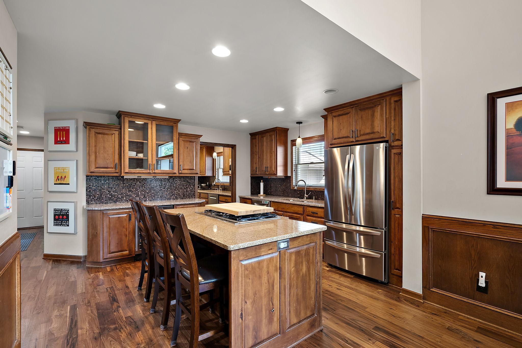 Minneapolis, Minnesota, 55424, United States, 5 Bedrooms Bedrooms, ,6 BathroomsBathrooms,Residential,Active,1936394