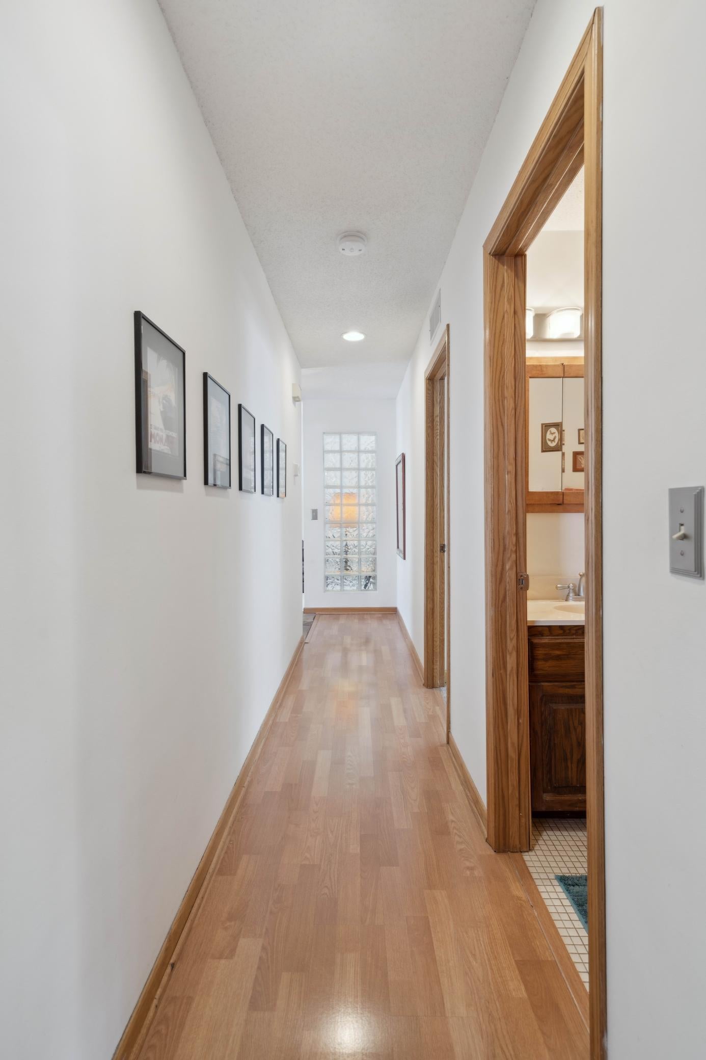 Orono, Minnesota, 55391, United States, 4 Bedrooms Bedrooms, ,3 BathroomsBathrooms,Residential,Active,1999170