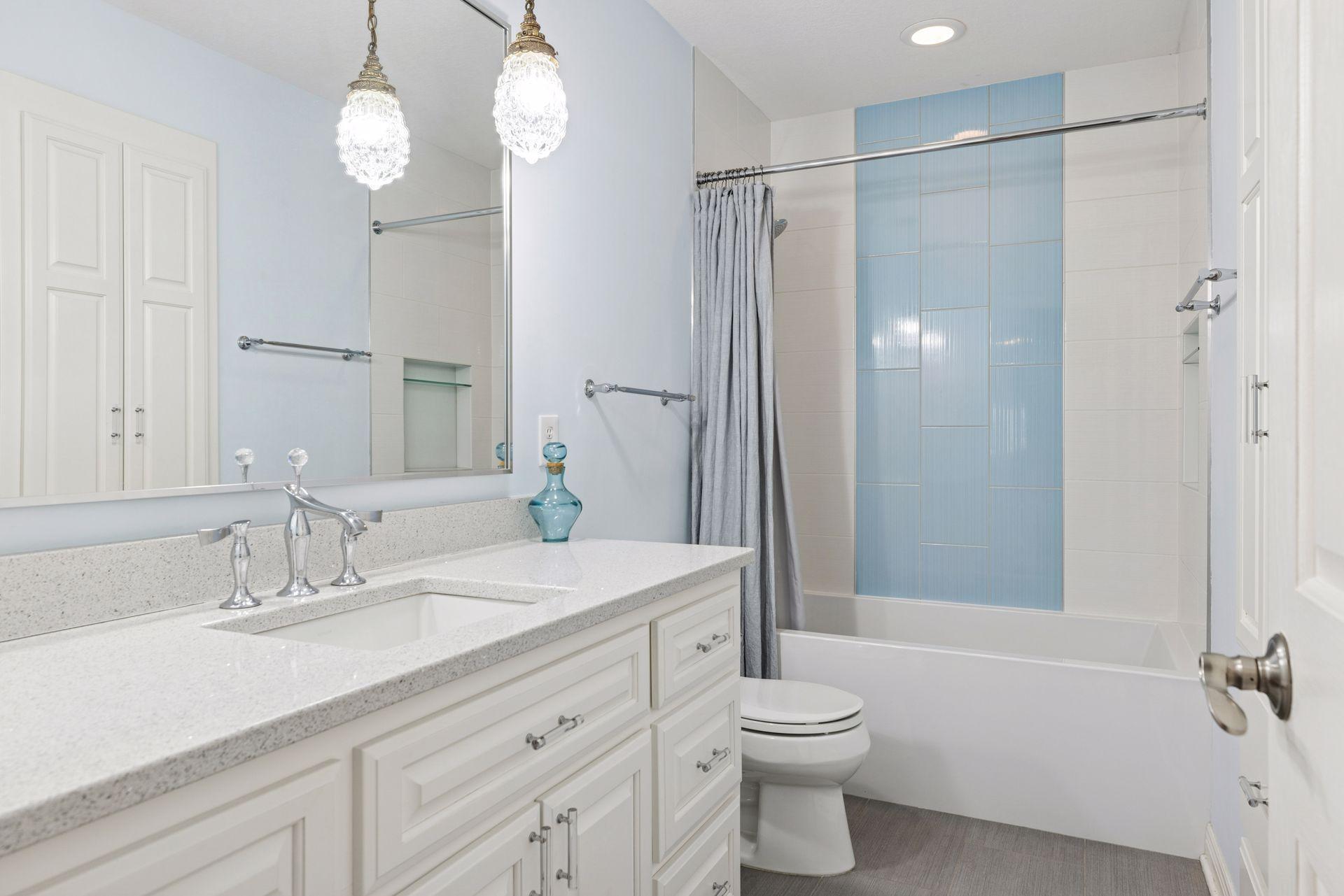 West Saint Paul, Minnesota, 55118, United States, 5 Bedrooms Bedrooms, ,5 BathroomsBathrooms,Residential,Active,2013431