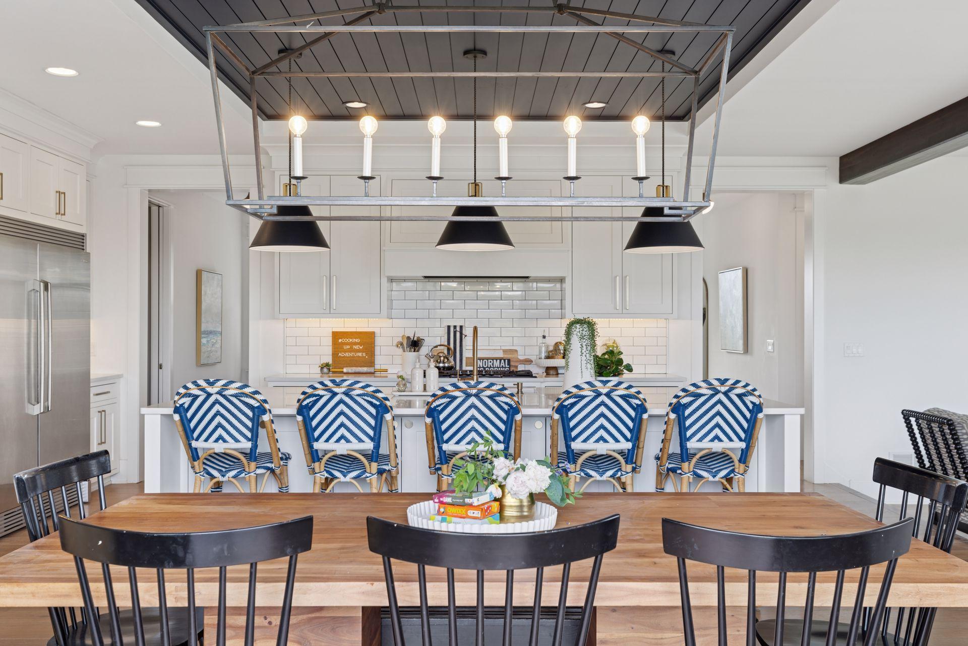 Woodbury, Minnesota, 55129, United States, 6 Bedrooms Bedrooms, ,6 BathroomsBathrooms,Residential,Active,1871286