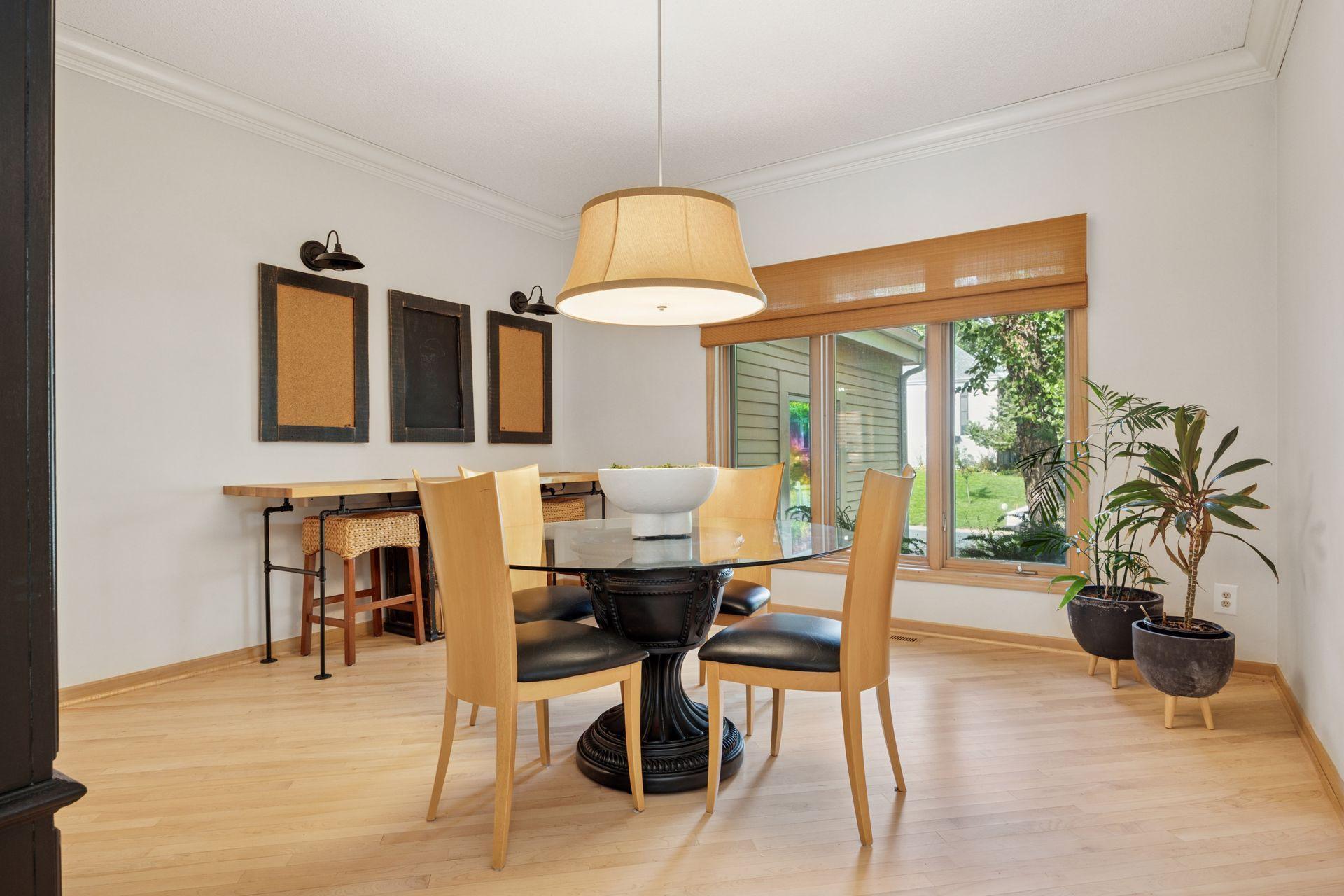 Eden Prairie, Minnesota, 55347, United States, 4 Bedrooms Bedrooms, ,5 BathroomsBathrooms,Residential,Active,1959538