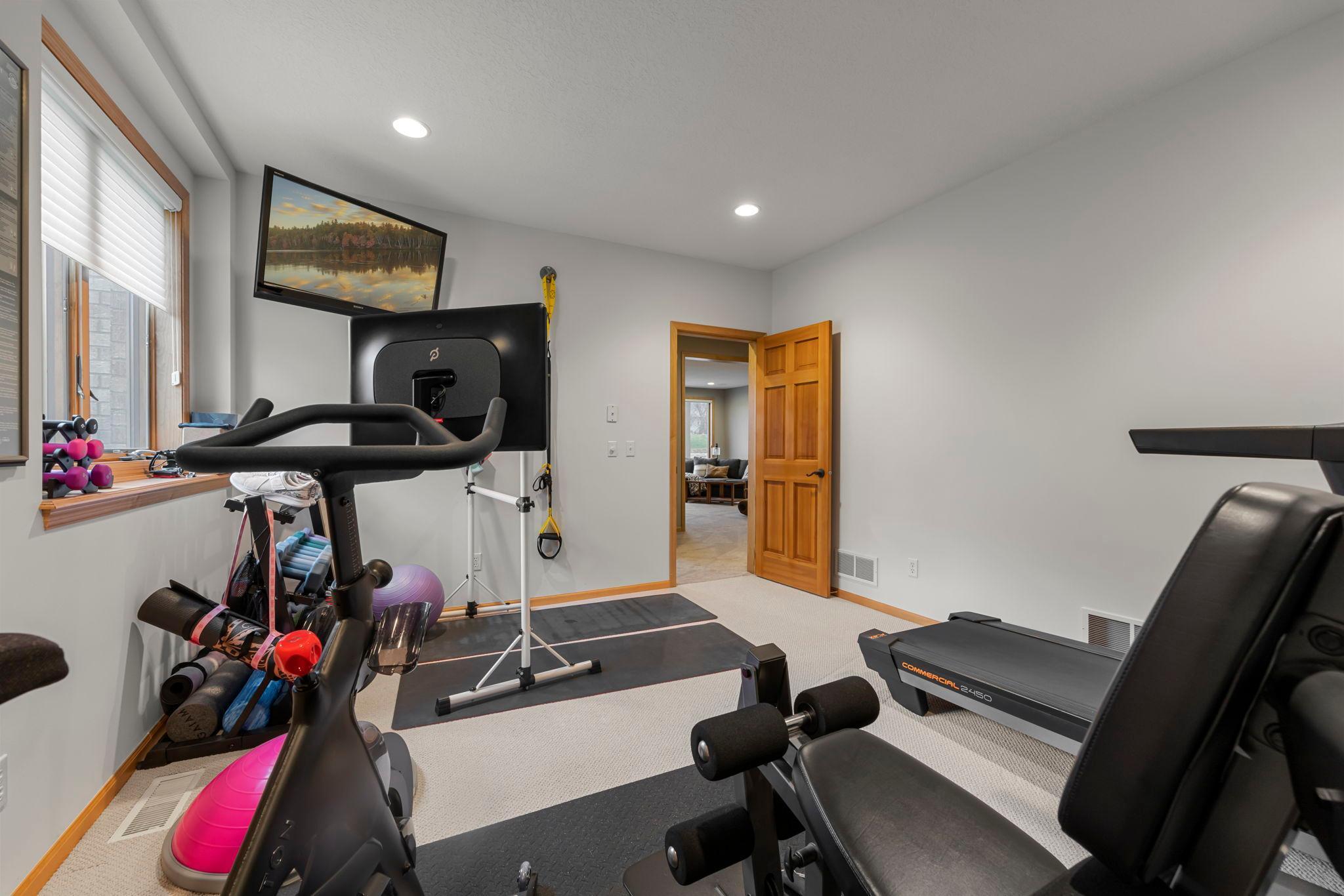 Eden Prairie, Minnesota, 55347, United States, 5 Bedrooms Bedrooms, ,6 BathroomsBathrooms,Residential,Active,1997621