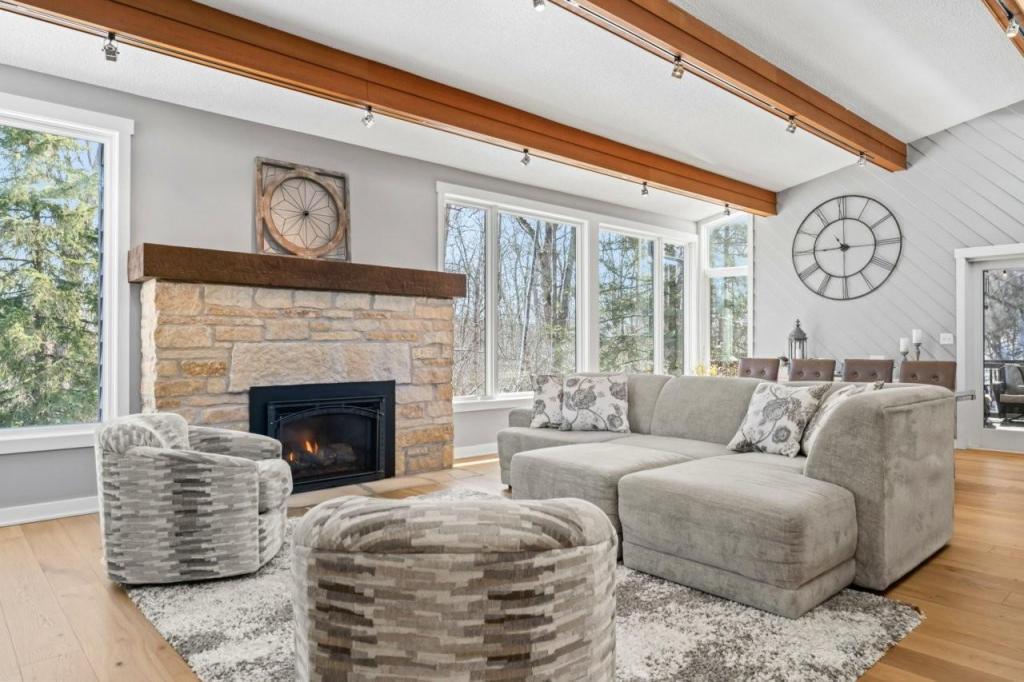 Rochester, Minnesota, 55902, United States, 5 Bedrooms Bedrooms, ,3 BathroomsBathrooms,Residential,Active,1899217