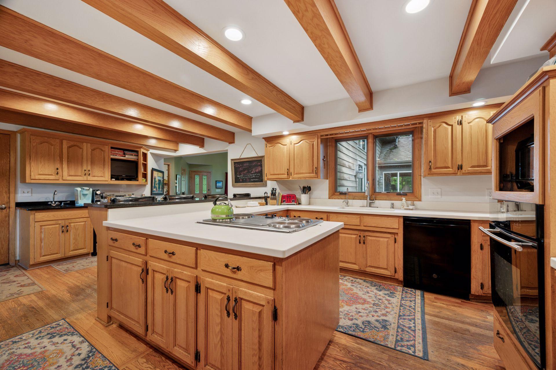 Wayzata, Minnesota, 55391, United States, 5 Bedrooms Bedrooms, ,4 BathroomsBathrooms,Residential,Active,2008341