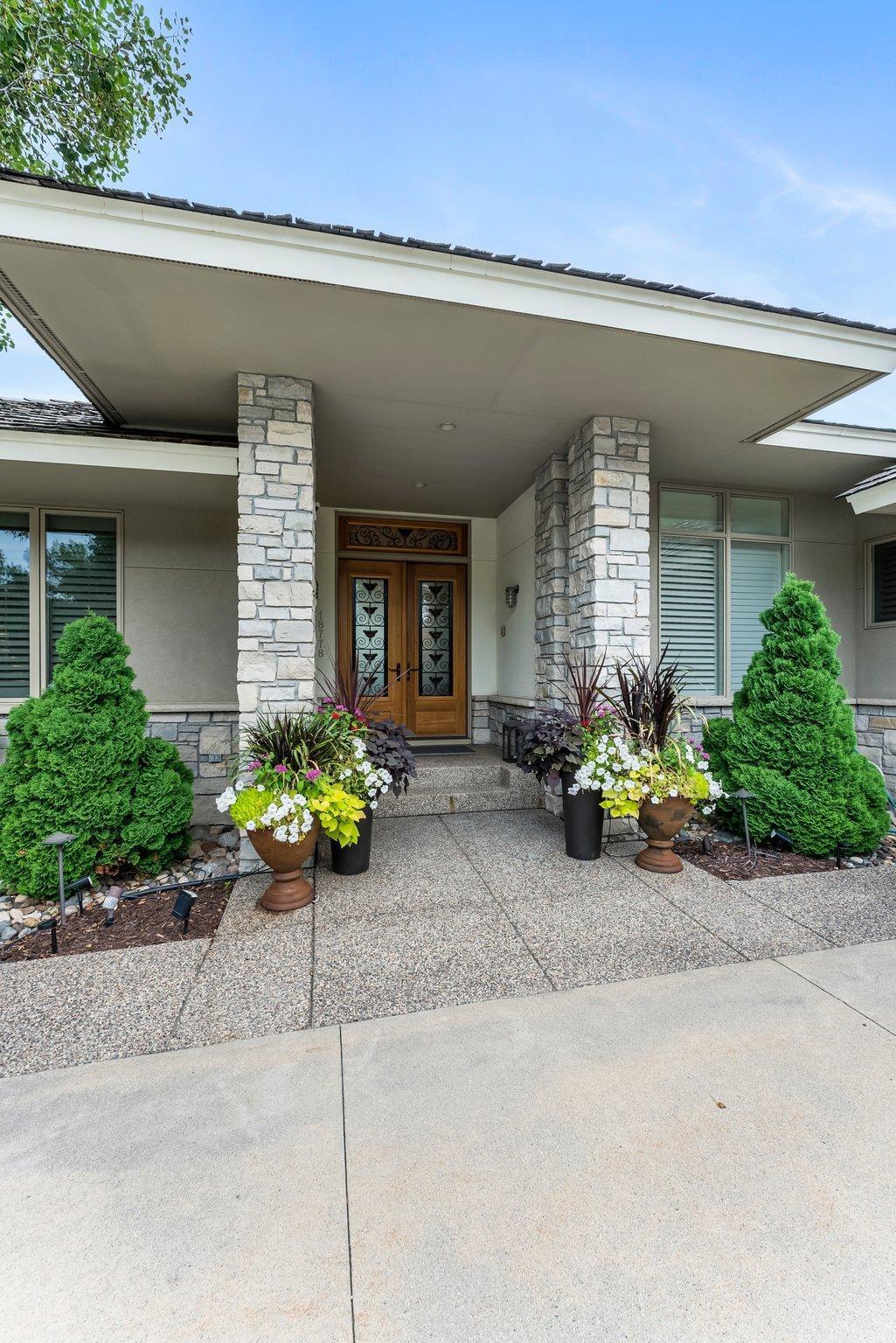 Eden Prairie, Minnesota, 55347, United States, ,4 BathroomsBathrooms,Residential,Active,1764072