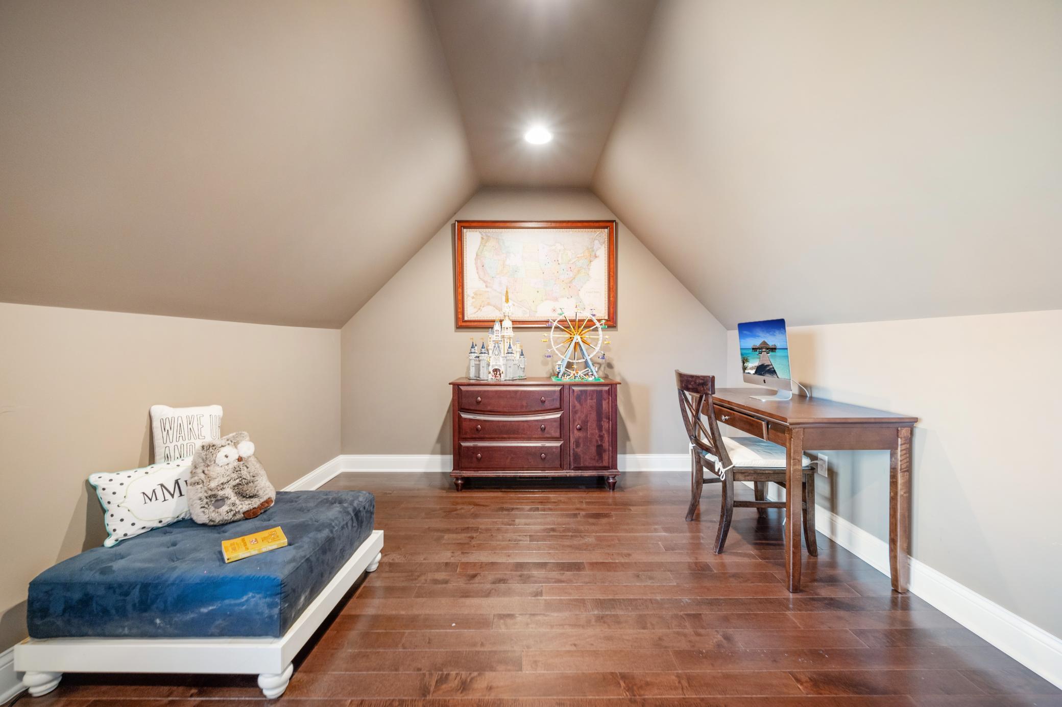 Eden Prairie, Minnesota, 55347, United States, 6 Bedrooms Bedrooms, ,7 BathroomsBathrooms,Residential,Active,1798012