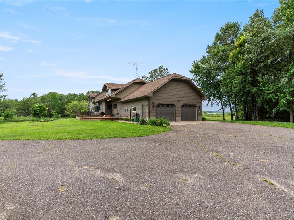 Merrifield, Minnesota, 56465, United States, 6 Bedrooms Bedrooms, ,4 BathroomsBathrooms,Residential,Active,1934819