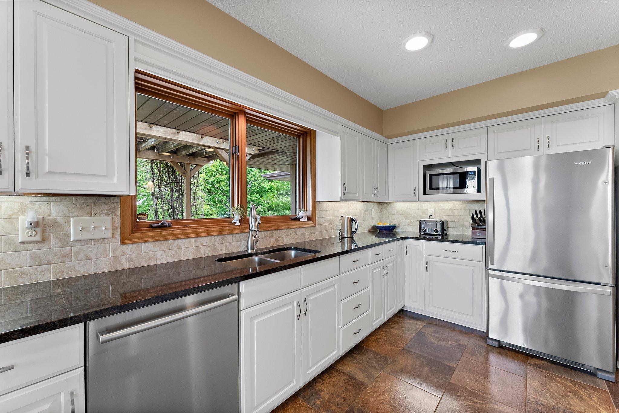 Northfield, Minnesota, 55057, United States, ,3 BathroomsBathrooms,Residential,Active,1843421