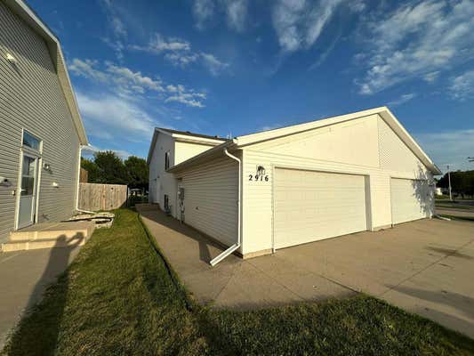 2916 WHEATLAND DR S, FARGO, ND 58103 - Image 1