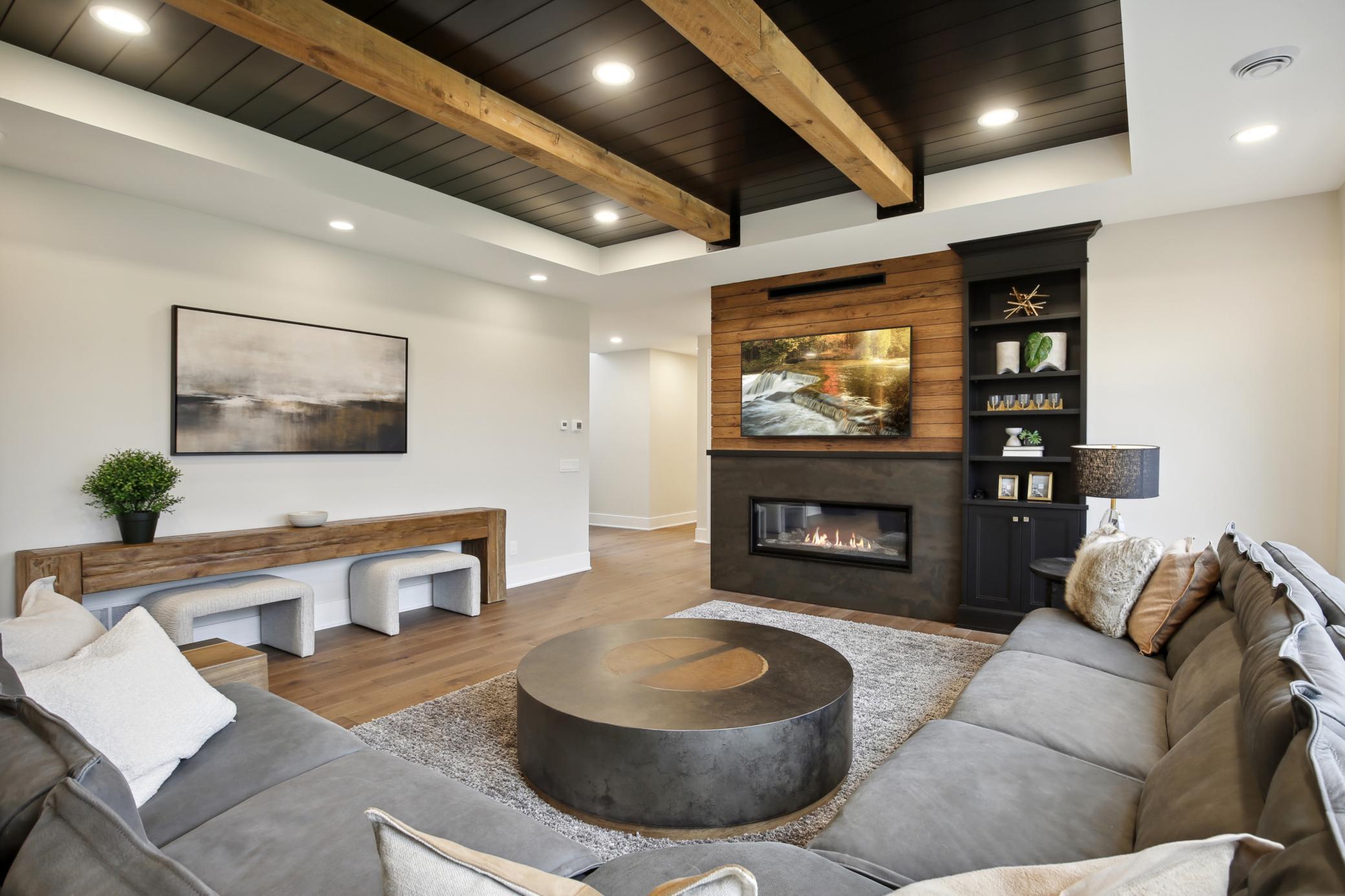 Eagan, Minnesota, 55123, United States, 5 Bedrooms Bedrooms, ,6 BathroomsBathrooms,Residential,Active,1944081