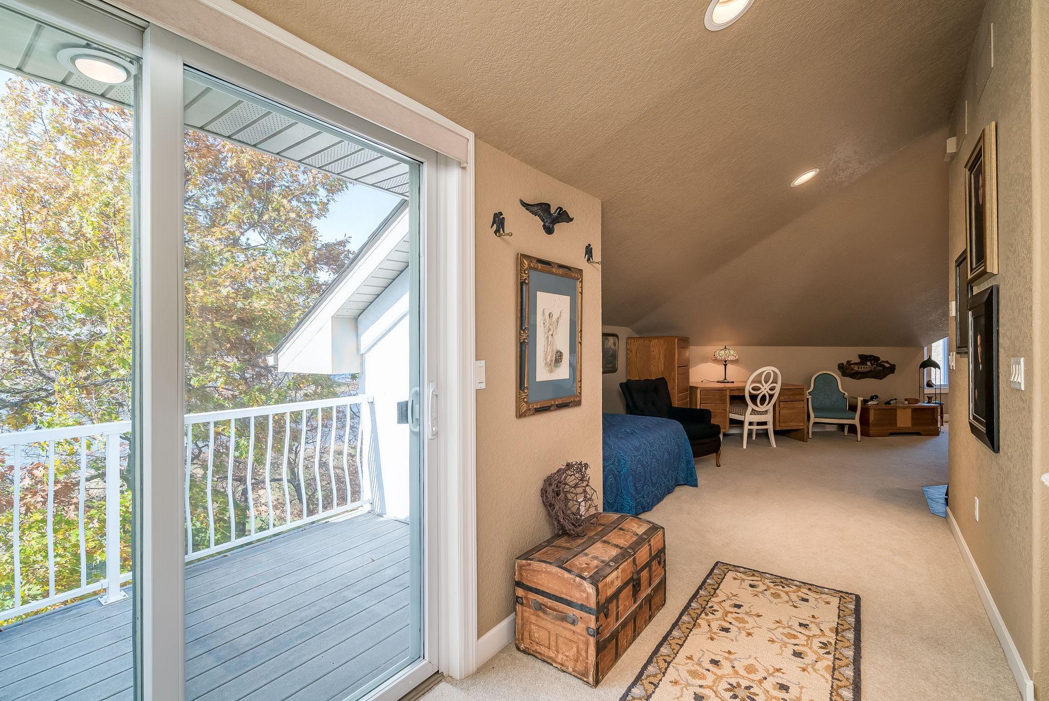 Prior Lake, Minnesota, 55372, United States, 4 Bedrooms Bedrooms, ,5 BathroomsBathrooms,Residential,Active,1922492