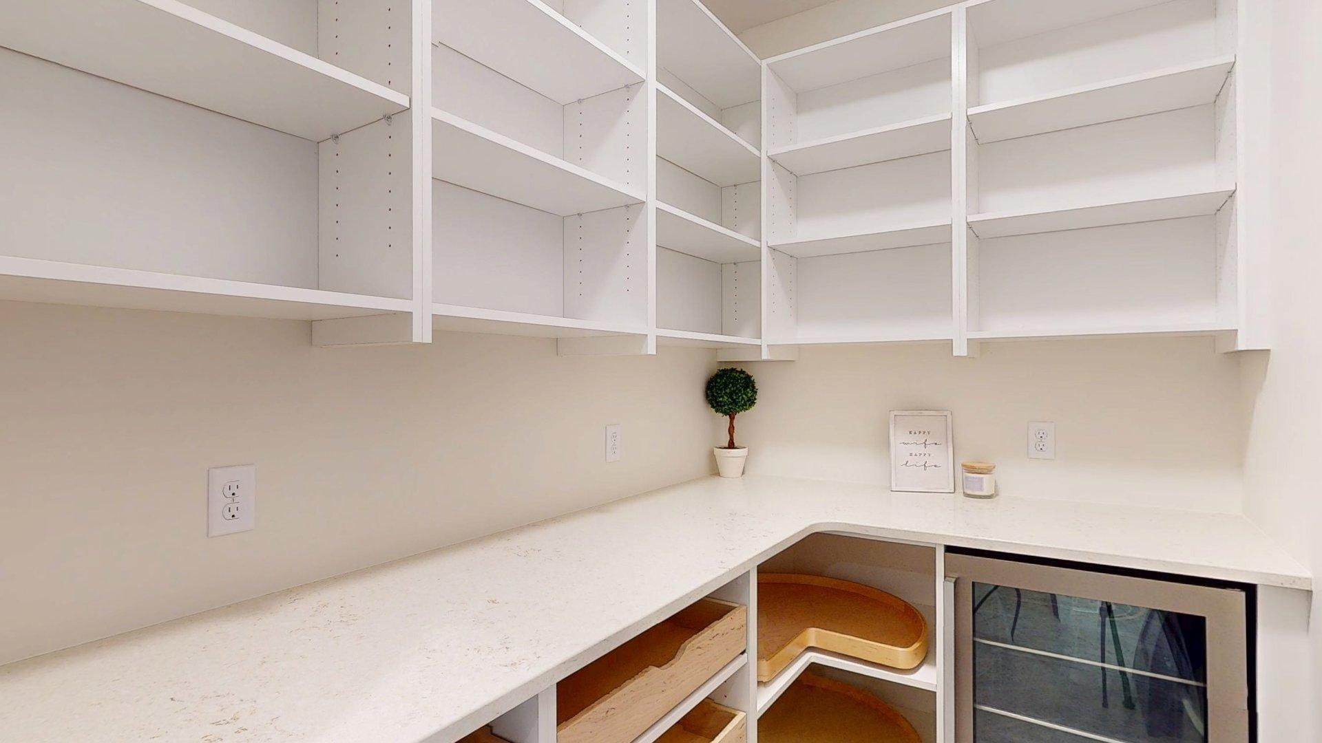 Rochester, Minnesota, 55901, United States, ,4 BathroomsBathrooms,Residential,Active,1853238