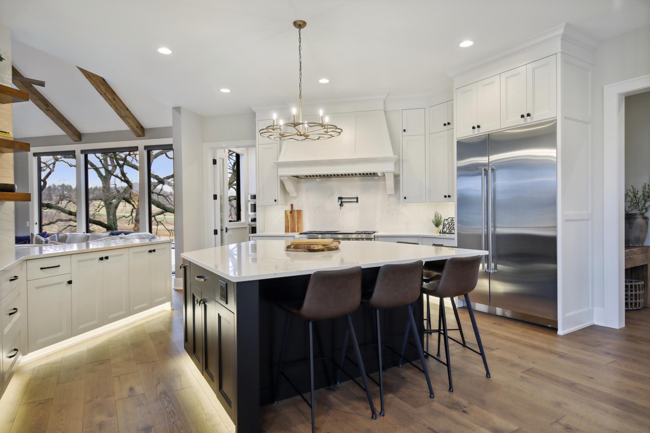 Eagan, Minnesota, 55123, United States, 5 Bedrooms Bedrooms, ,6 BathroomsBathrooms,Residential,Active,1944081