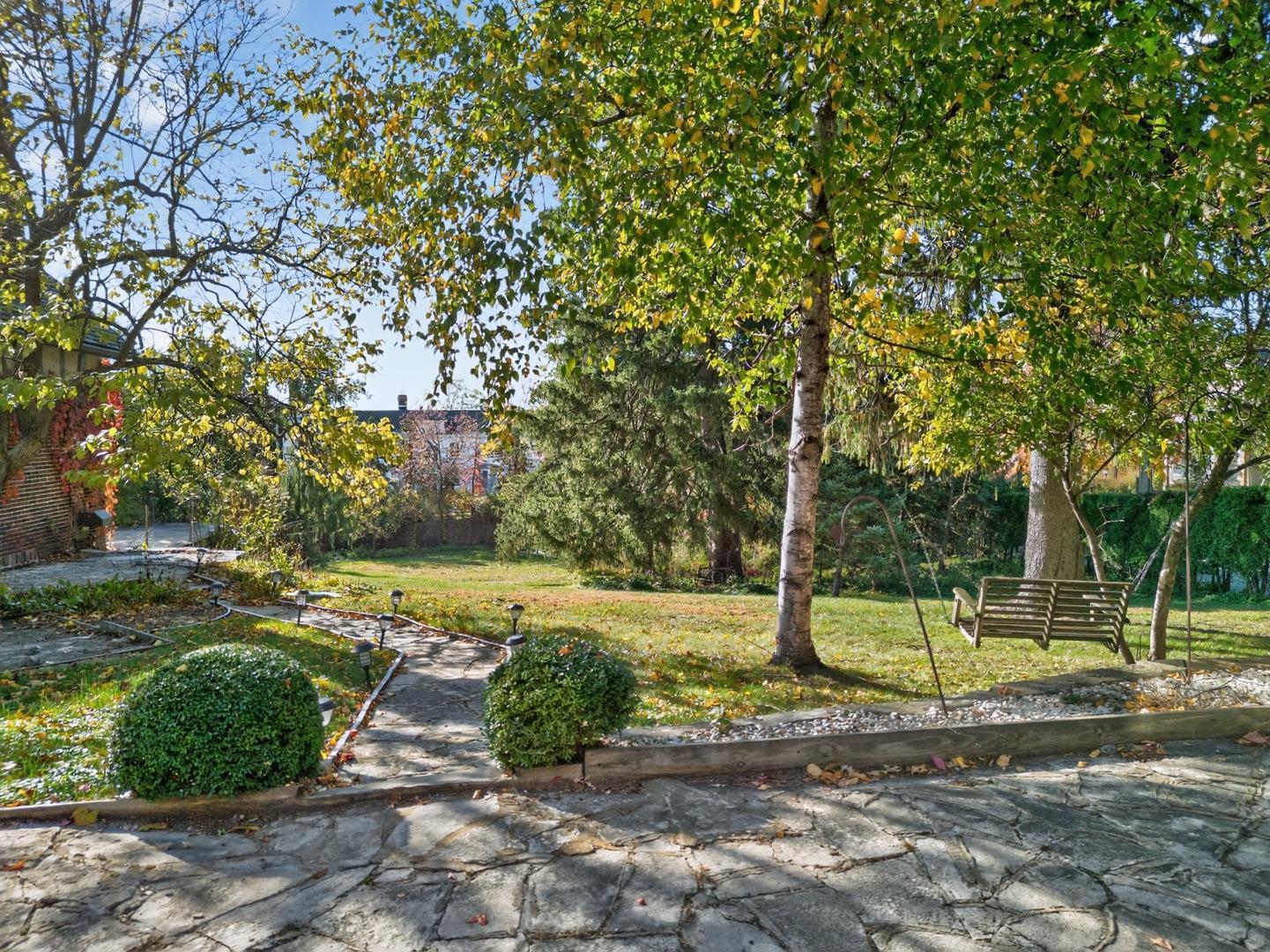 Rochester, Minnesota, 55902, United States, 7 Bedrooms Bedrooms, ,7 BathroomsBathrooms,Residential,Active,1973275