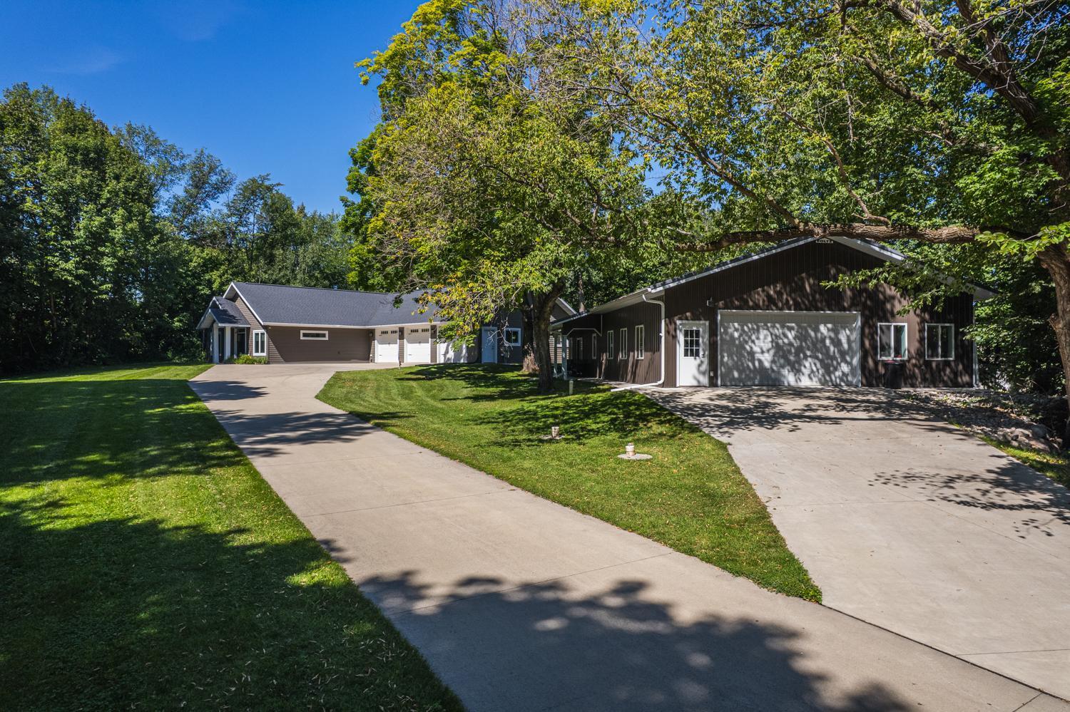 Pelican Rapids, Minnesota, 56572, United States, 5 Bedrooms Bedrooms, ,3 BathroomsBathrooms,Residential,Active,1927674