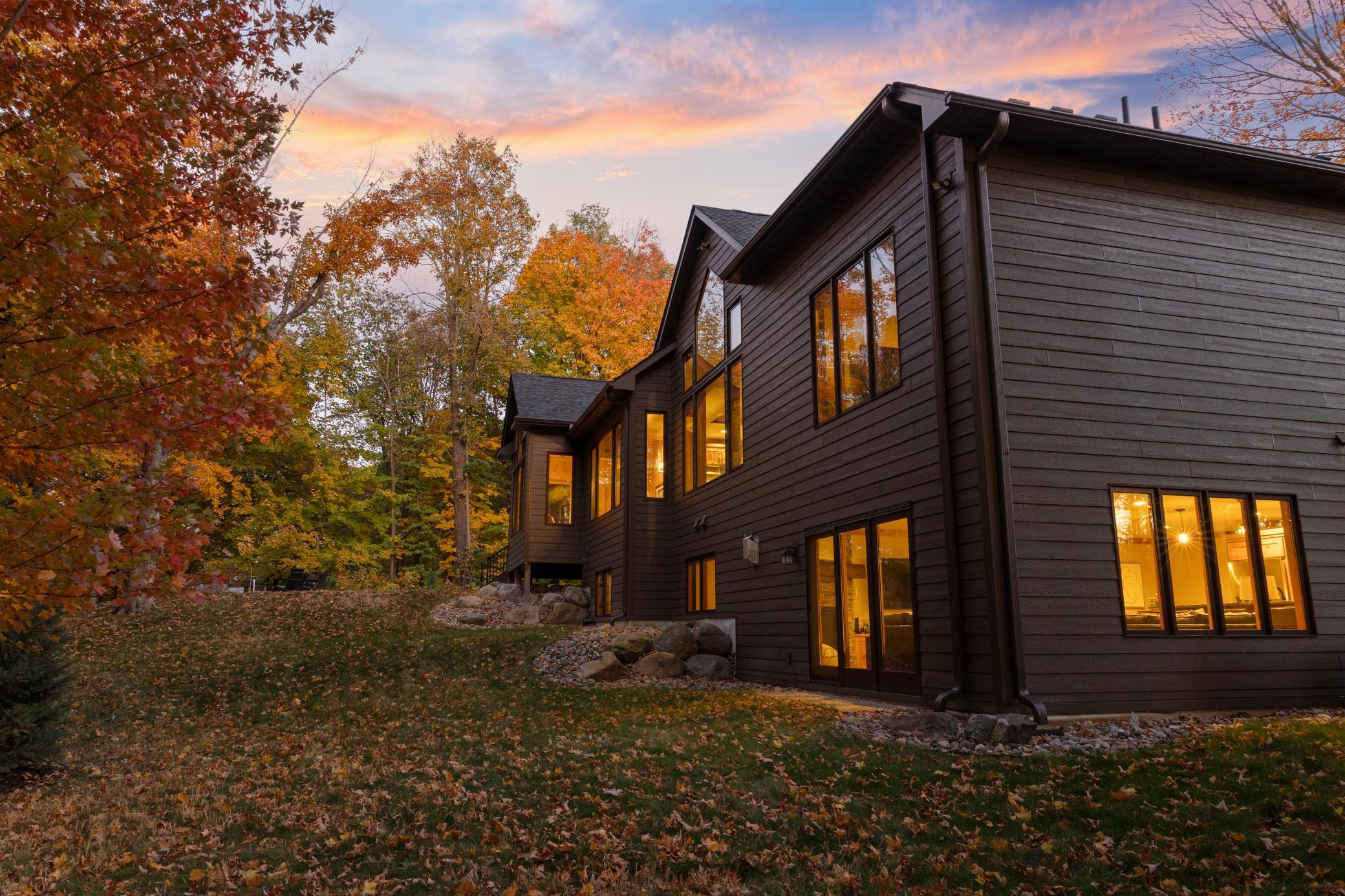 Excelsior, Minnesota, 55331, United States, 4 Bedrooms Bedrooms, ,4 BathroomsBathrooms,Residential,Active,1959542