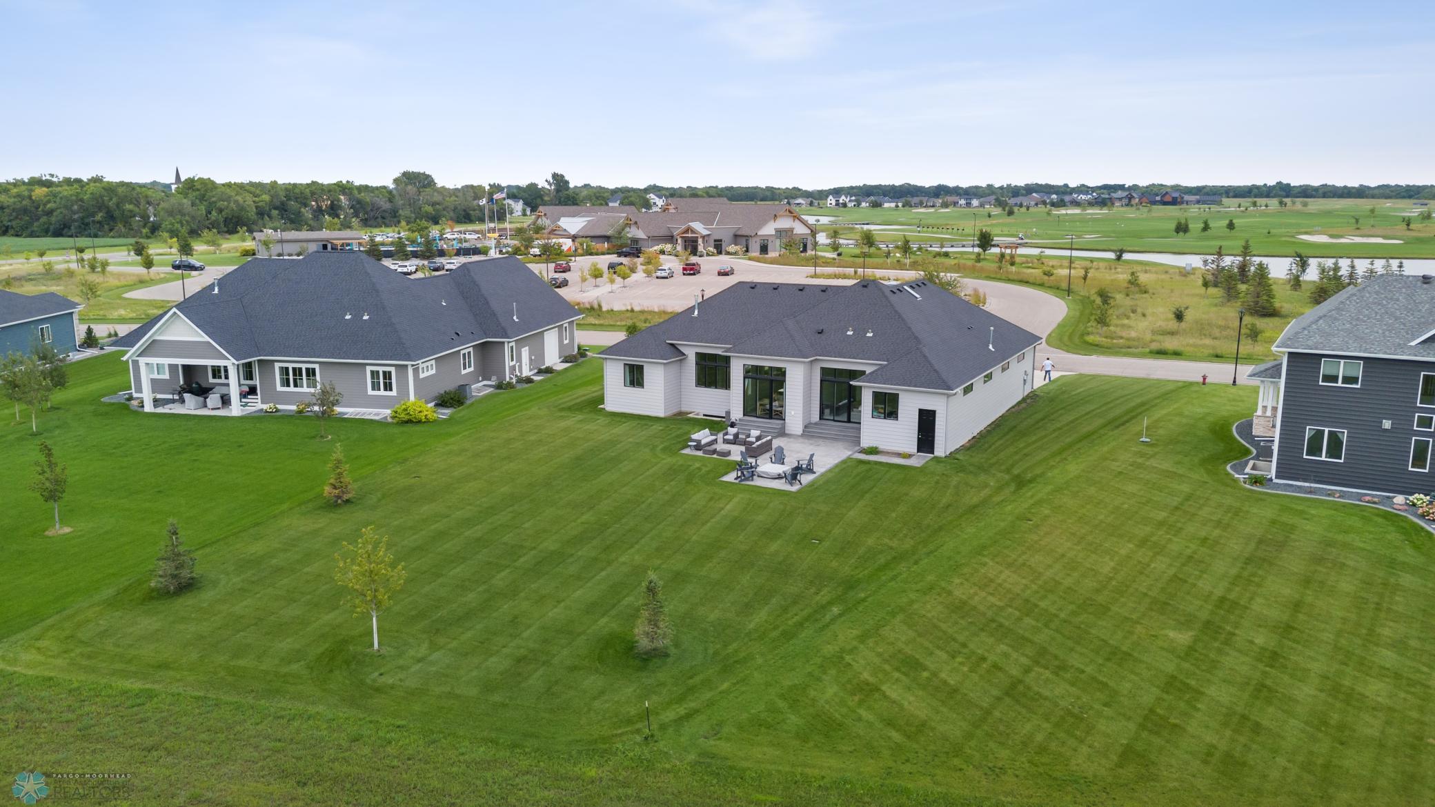 Oxbow, North Dakota, 58047, United States, 5 Bedrooms Bedrooms, ,3 BathroomsBathrooms,Residential,Active,1926894