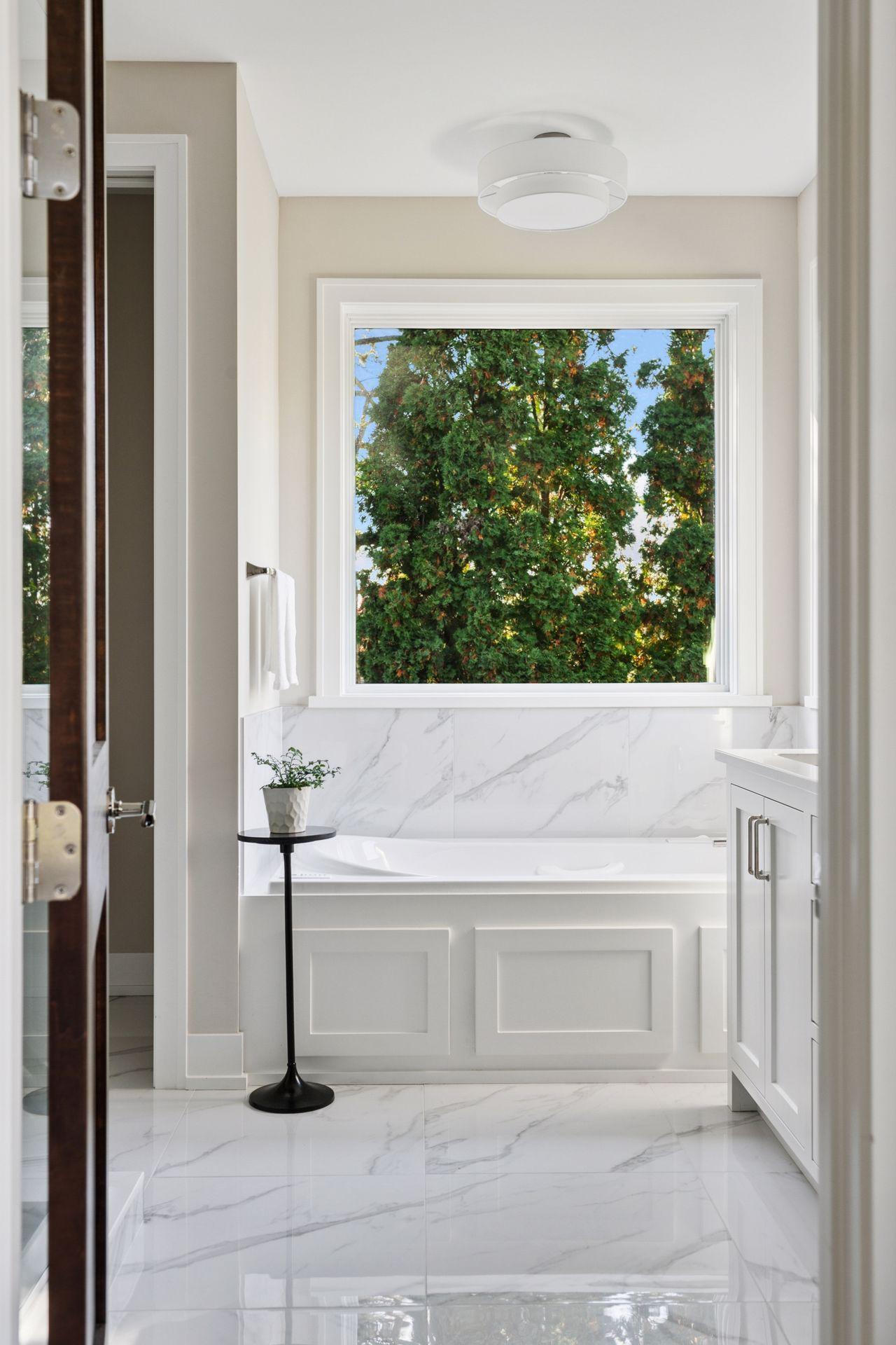 Saint Paul, Minnesota, 55118, United States, 4 Bedrooms Bedrooms, ,4 BathroomsBathrooms,Residential,Active,1973547