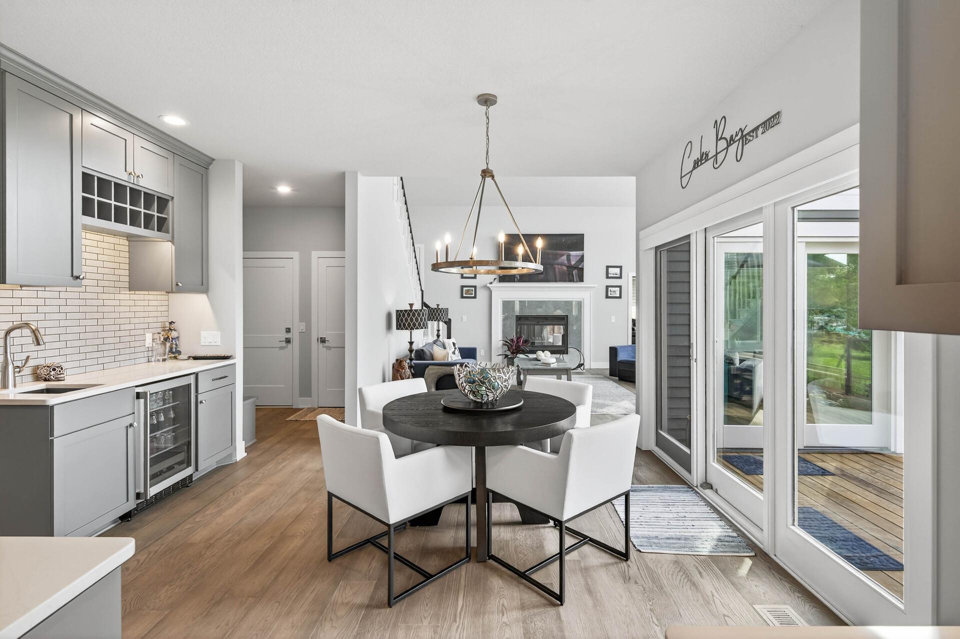 Mound, Minnesota, 55364, United States, 5 Bedrooms Bedrooms, ,4 BathroomsBathrooms,Residential,Active,1945534