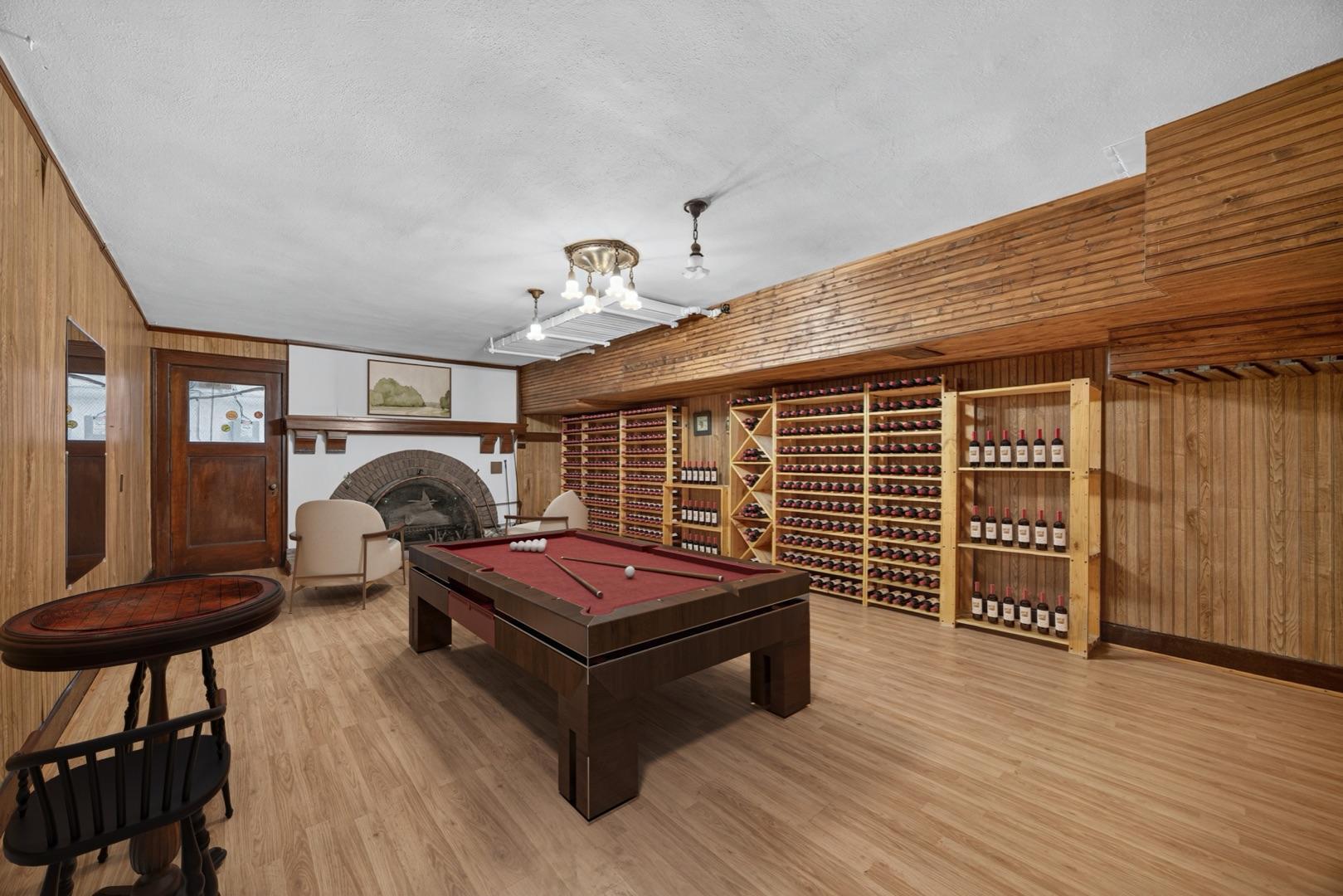 Rochester, Minnesota, 55902, United States, 7 Bedrooms Bedrooms, ,7 BathroomsBathrooms,Residential,Active,1973275