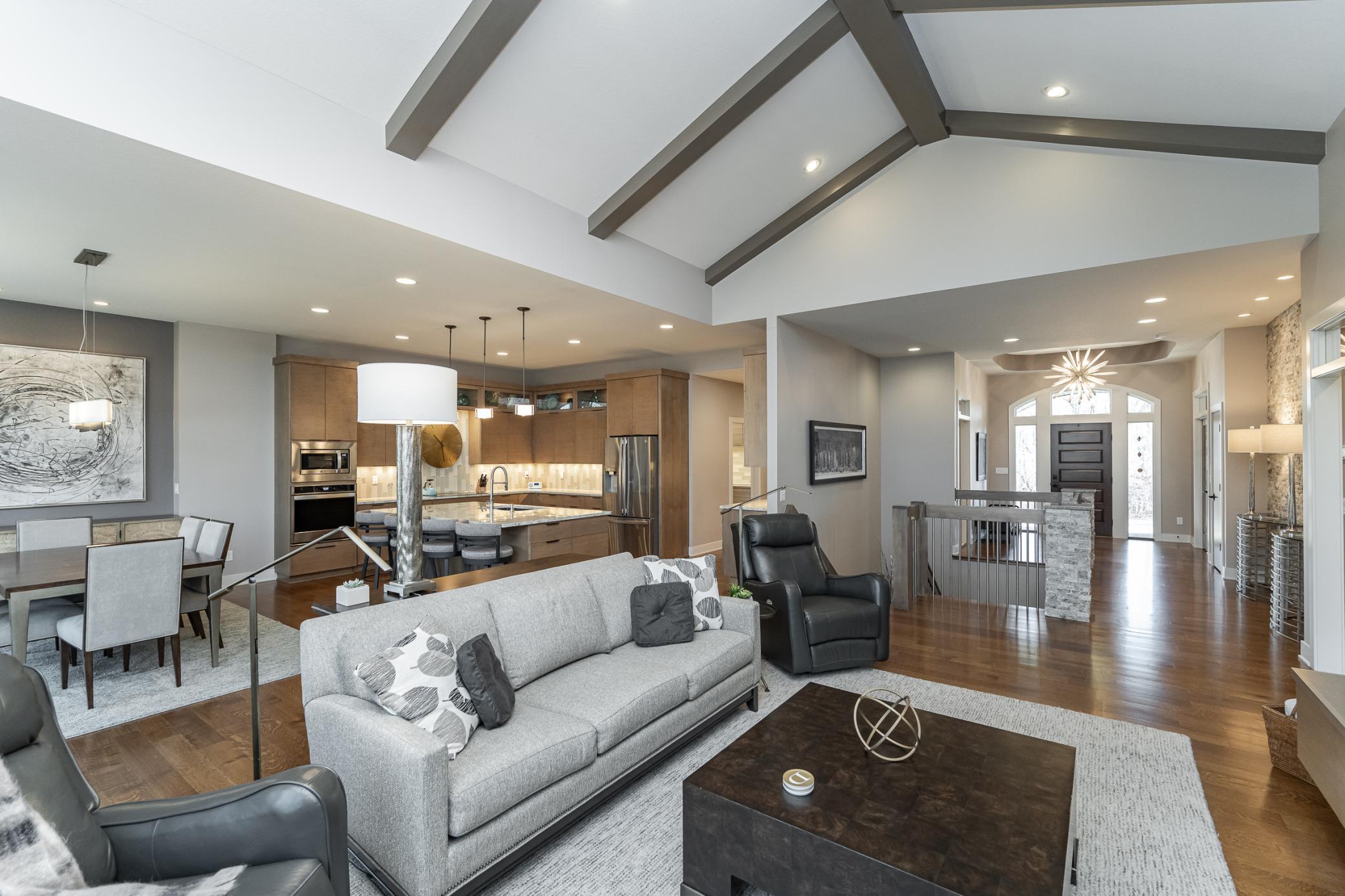 Rochester, Minnesota, 55902, United States, 4 Bedrooms Bedrooms, ,3 BathroomsBathrooms,Residential,Active,1905106