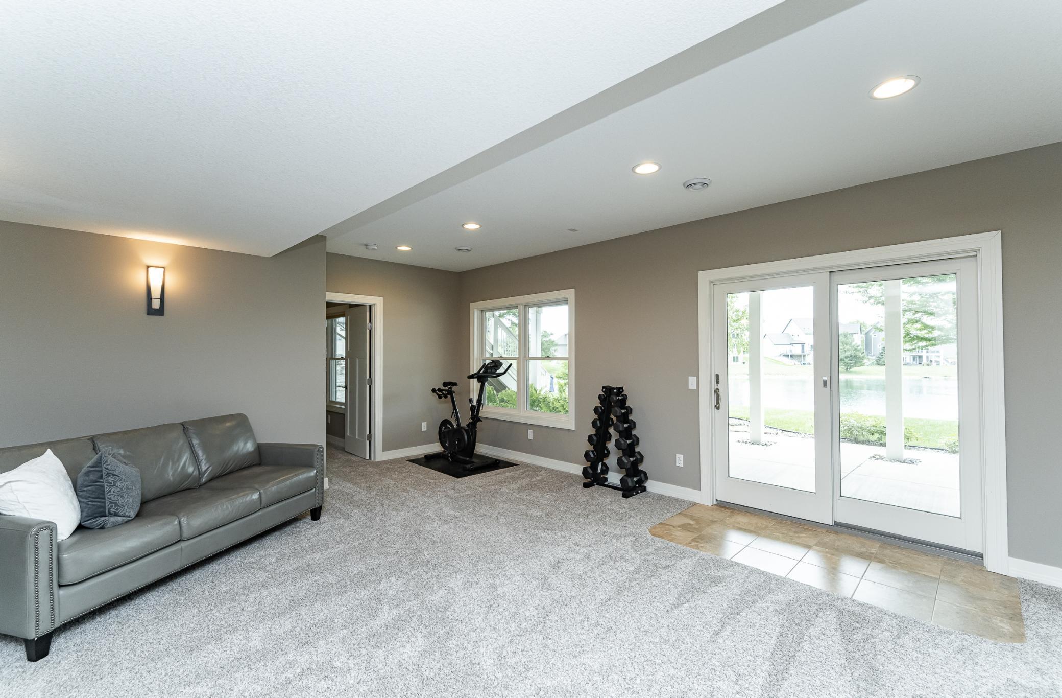 Rochester, Minnesota, 55902, United States, 6 Bedrooms Bedrooms, ,4 BathroomsBathrooms,Residential,Active,1888994