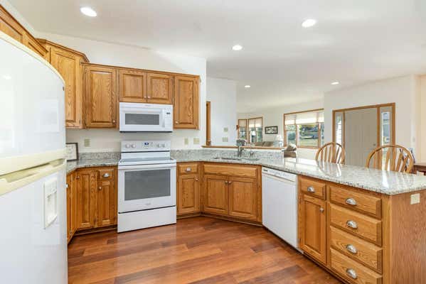 1100 VILLAGE ST SE, NEW PRAGUE, MN 56071 - Image 1