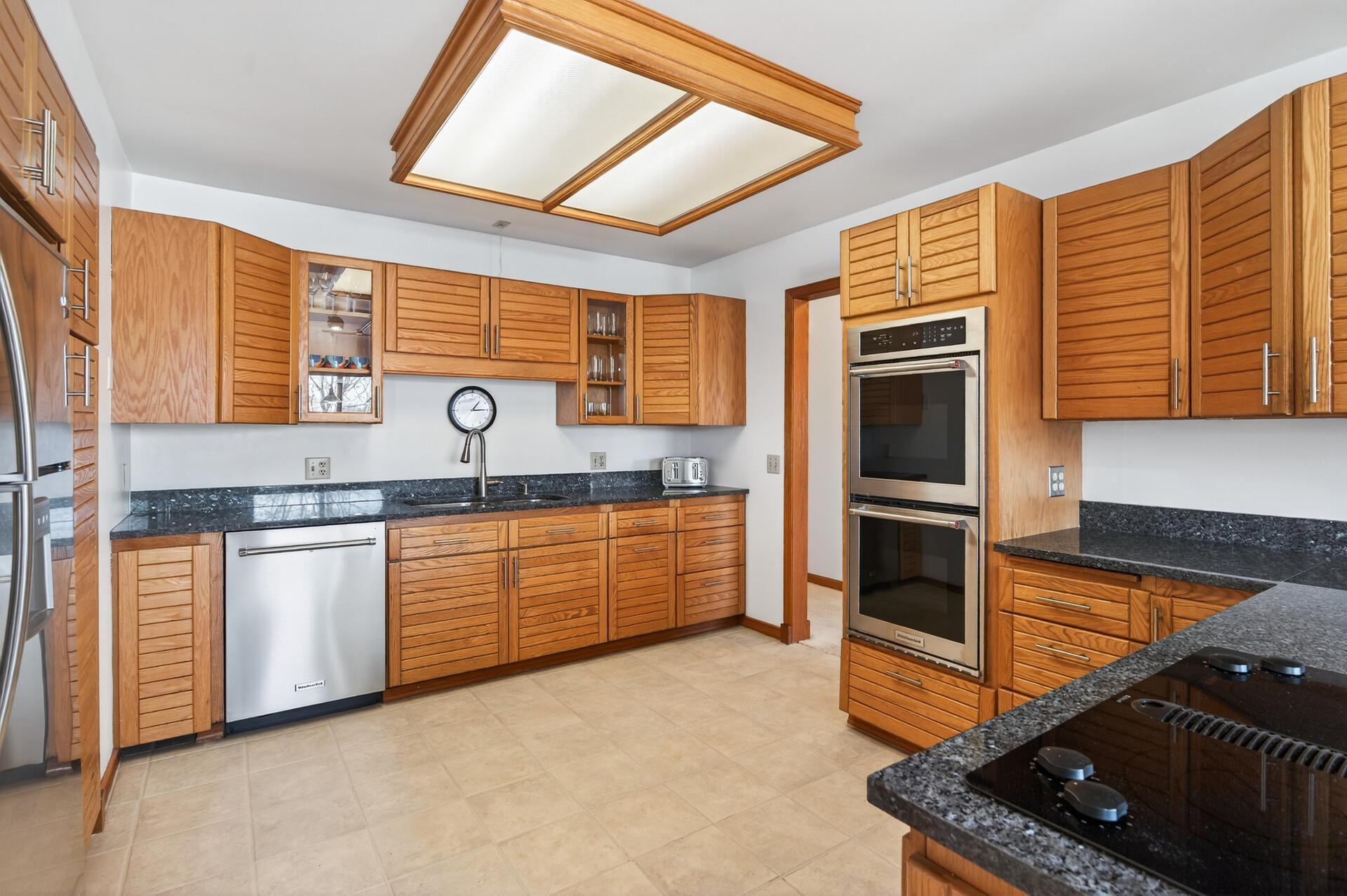 Excelsior, Minnesota, 55331, United States, 4 Bedrooms Bedrooms, ,5 BathroomsBathrooms,Residential,Active,2017105