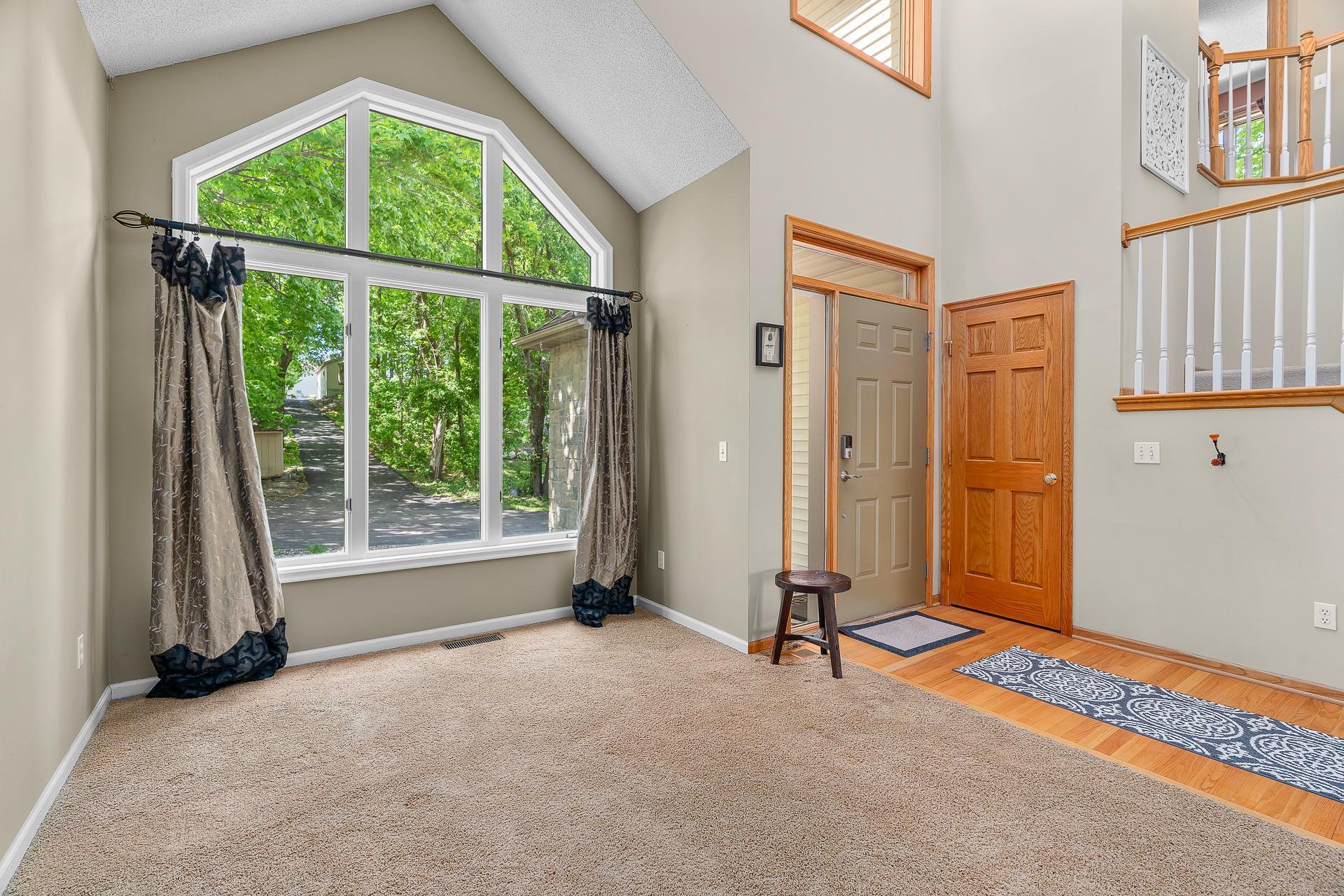 Prior Lake, Minnesota, 55372, United States, 4 Bedrooms Bedrooms, ,4 BathroomsBathrooms,Residential,Active,1995257