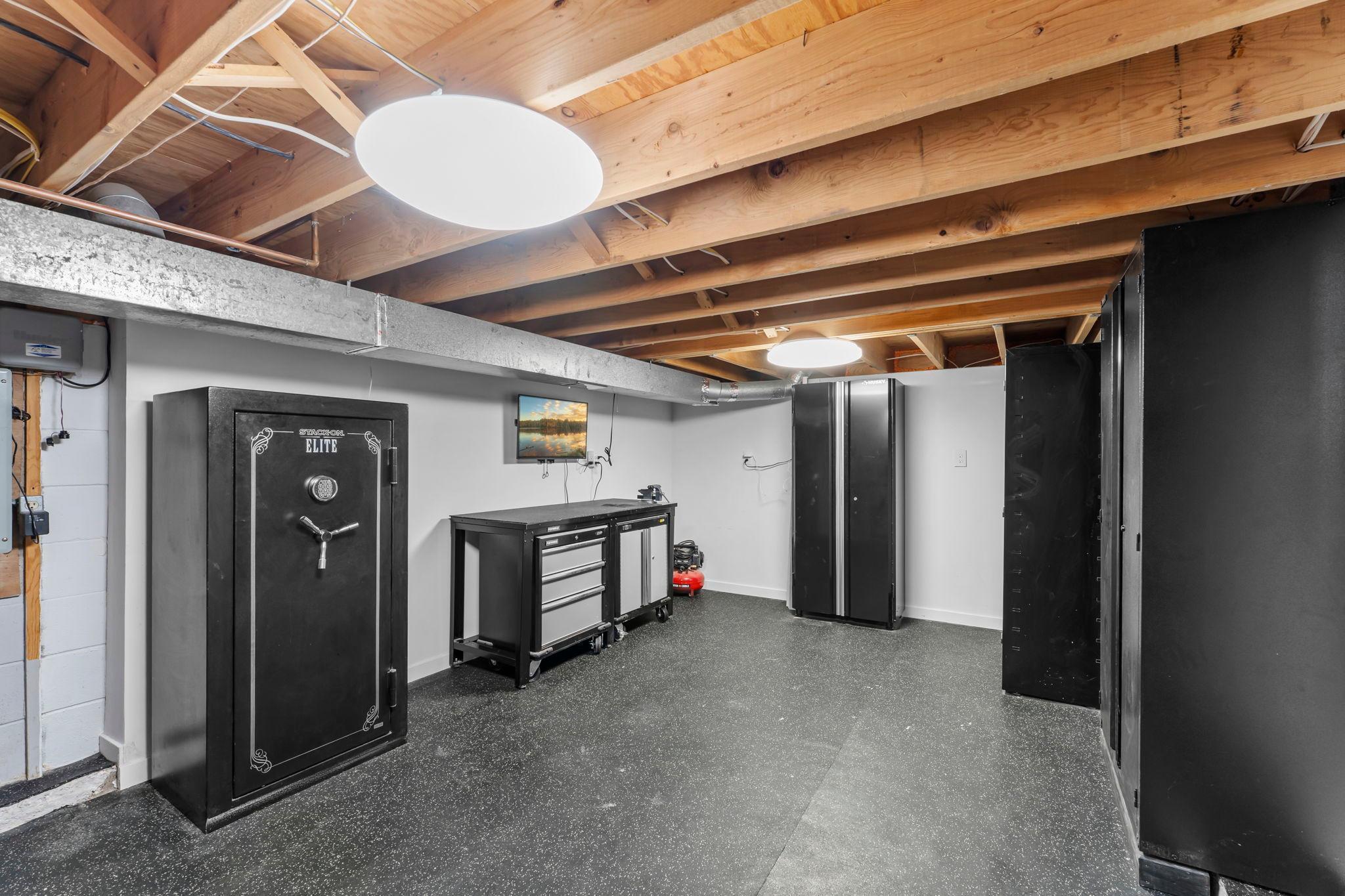 Saint Paul, Minnesota, 55126, United States, 4 Bedrooms Bedrooms, ,4 BathroomsBathrooms,Residential,Active,2027818