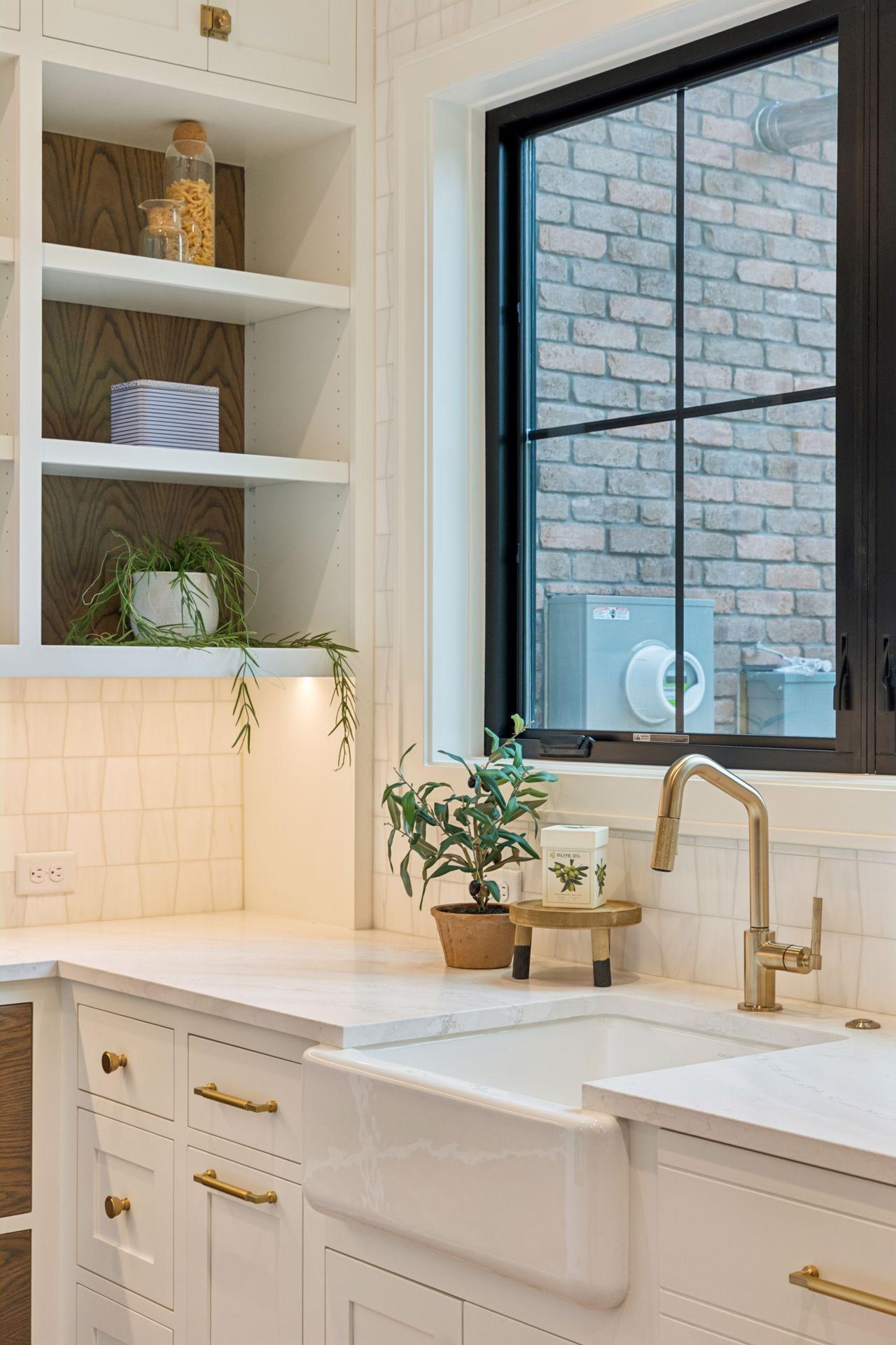 Minneapolis, Minnesota, 55424, United States, 5 Bedrooms Bedrooms, ,6 BathroomsBathrooms,Residential,Active,1959982