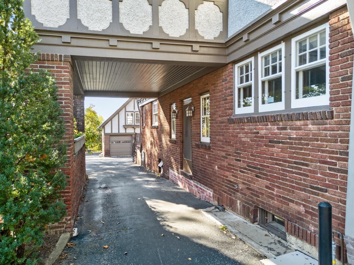 Rochester, Minnesota, 55902, United States, 7 Bedrooms Bedrooms, ,7 BathroomsBathrooms,Residential,Active,1973275