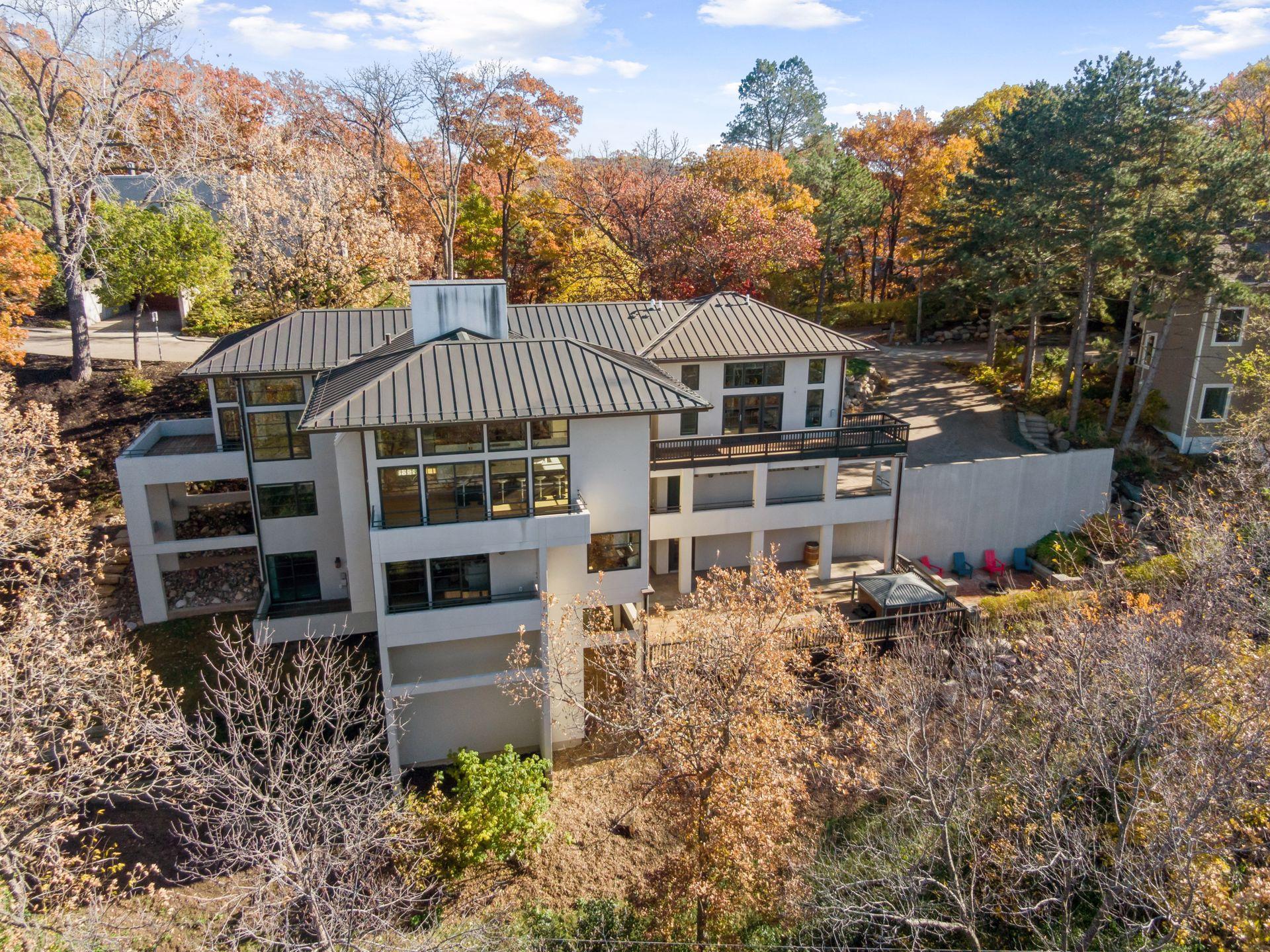 Minneapolis, Minnesota, 55439, United States, 5 Bedrooms Bedrooms, ,6 BathroomsBathrooms,Residential,Active,1987211