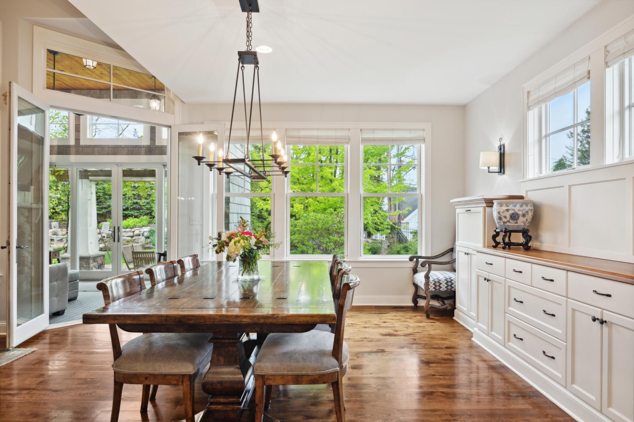 Wayzata, Minnesota, 55391, United States, 3 Bedrooms Bedrooms, ,4 BathroomsBathrooms,Residential,Active,1764465