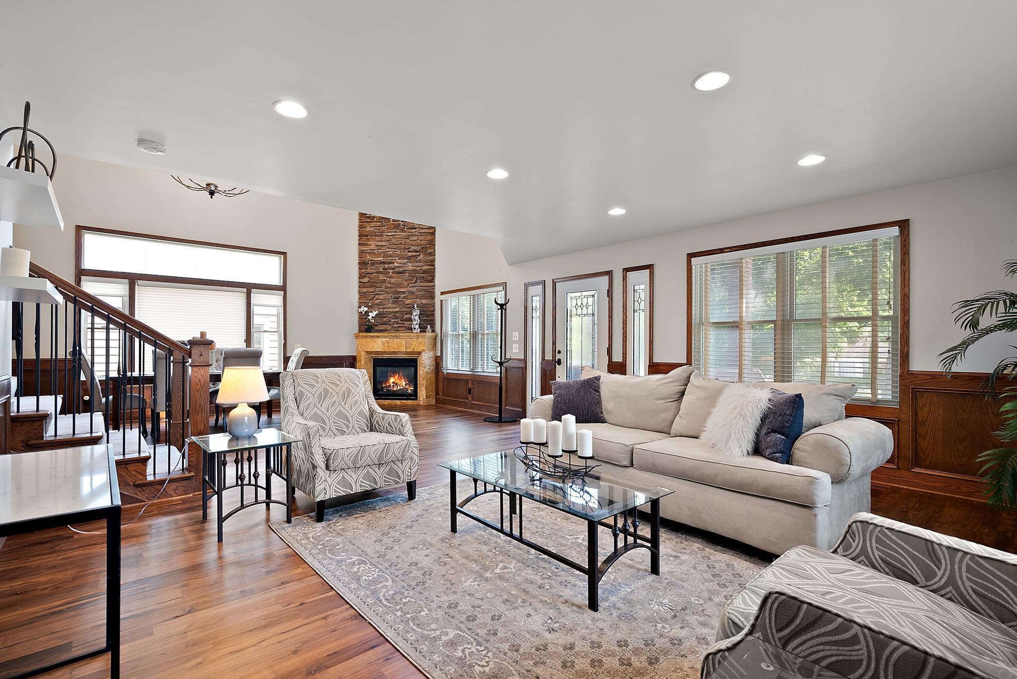 Minneapolis, Minnesota, 55424, United States, 5 Bedrooms Bedrooms, ,6 BathroomsBathrooms,Residential,Active,1936394