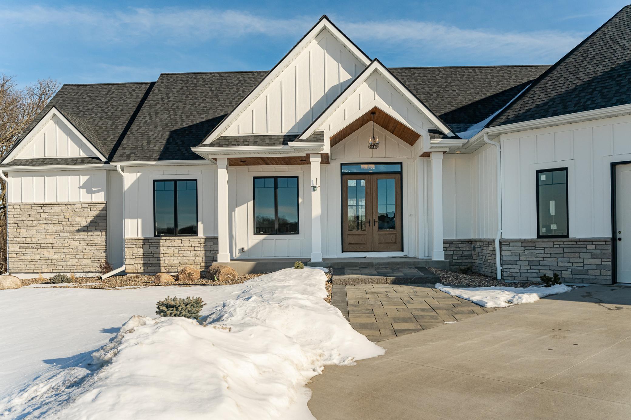 Rochester, Minnesota, 55902, United States, 5 Bedrooms Bedrooms, ,6 BathroomsBathrooms,Residential,Active,1892599