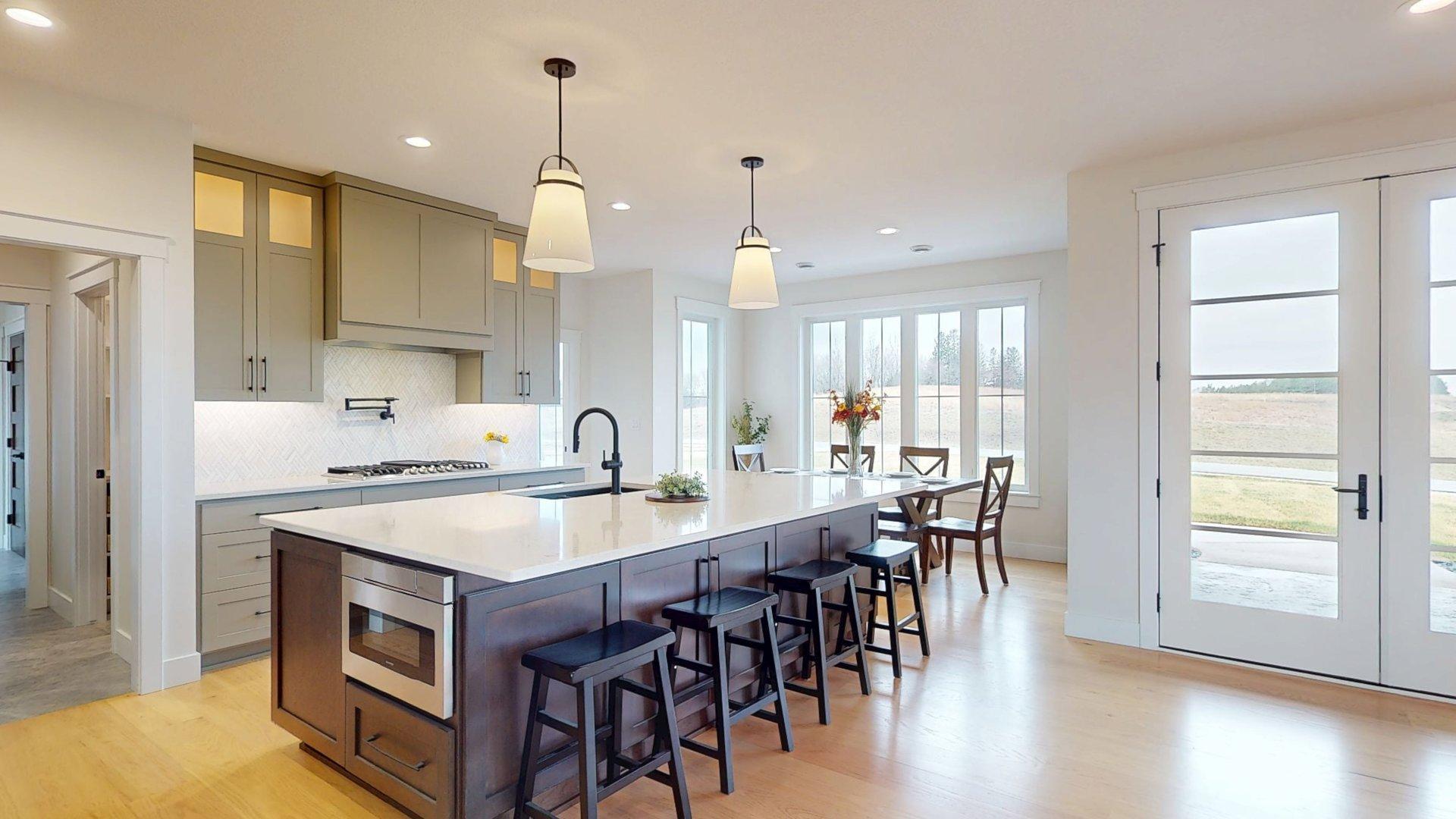 Rochester, Minnesota, 55901, United States, ,4 BathroomsBathrooms,Residential,Active,1853238