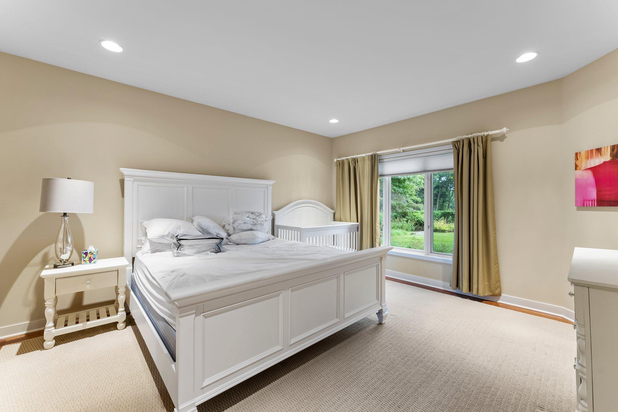 Eden Prairie, Minnesota, 55347, United States, ,4 BathroomsBathrooms,Residential,Active,1764072