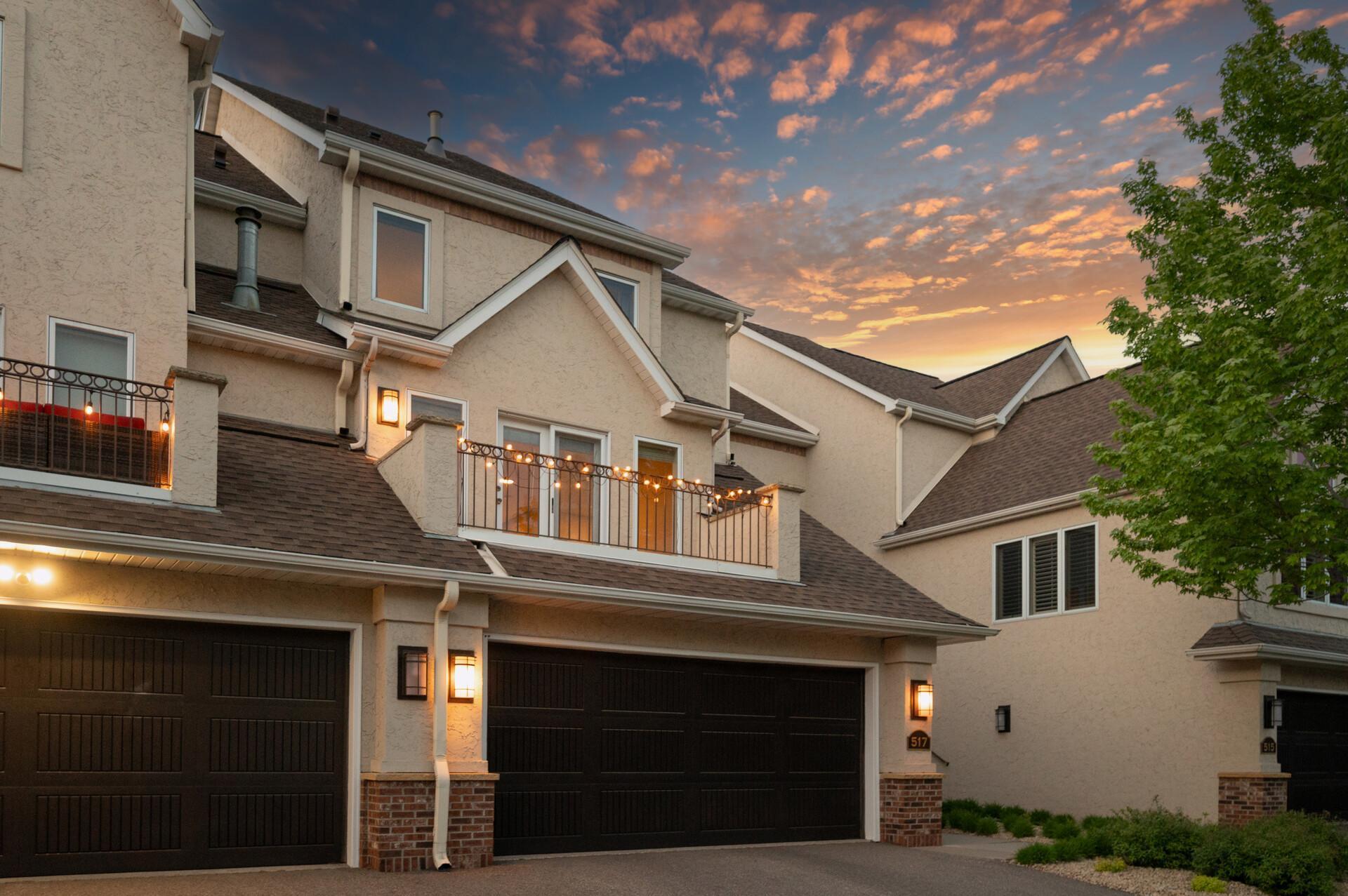 Minneapolis, Minnesota, 55401, United States, 4 Bedrooms Bedrooms, ,4 BathroomsBathrooms,Residential,Active,2003546